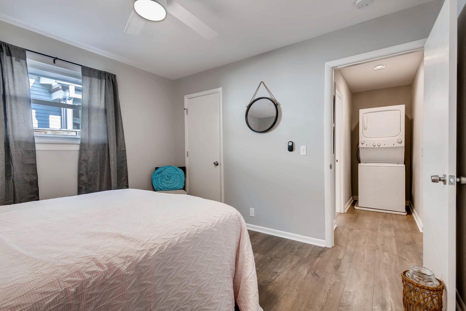 1520 Russell St, #A, Nashville, TN 37206 Please note: This property is unfurnished.