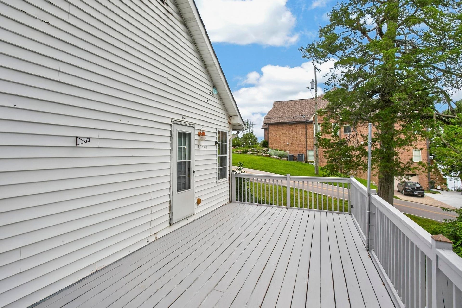 3008 Lakeshore Dr, Old Hickory, TN 37138 3008 Lakeshore Dr, Old Hickory, TN 37138