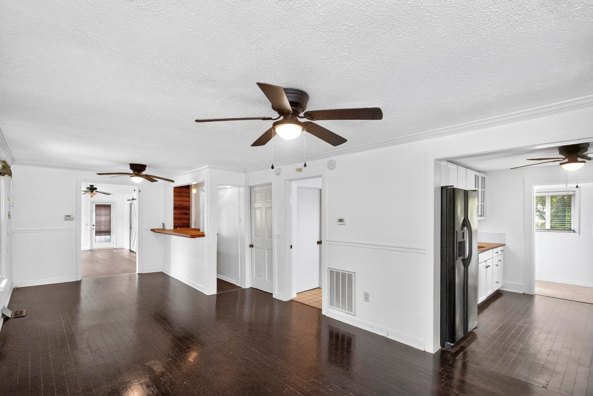 3008 Lakeshore Dr, Old Hickory, TN 37138 3008 Lakeshore Dr, Old Hickory, TN 37138