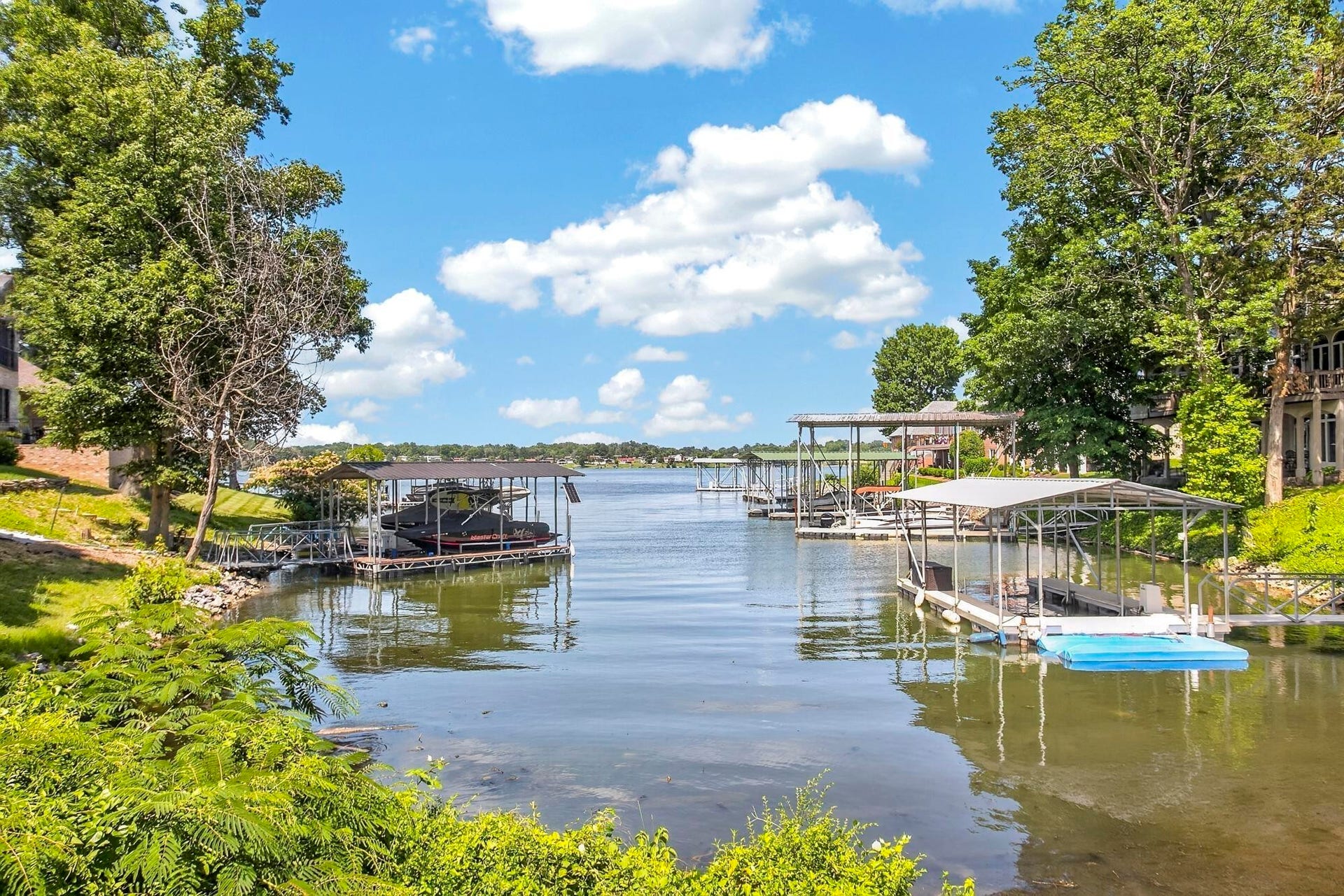 3008 Lakeshore Dr, Old Hickory, TN 37138 3008 Lakeshore Dr, Old Hickory, TN 37138