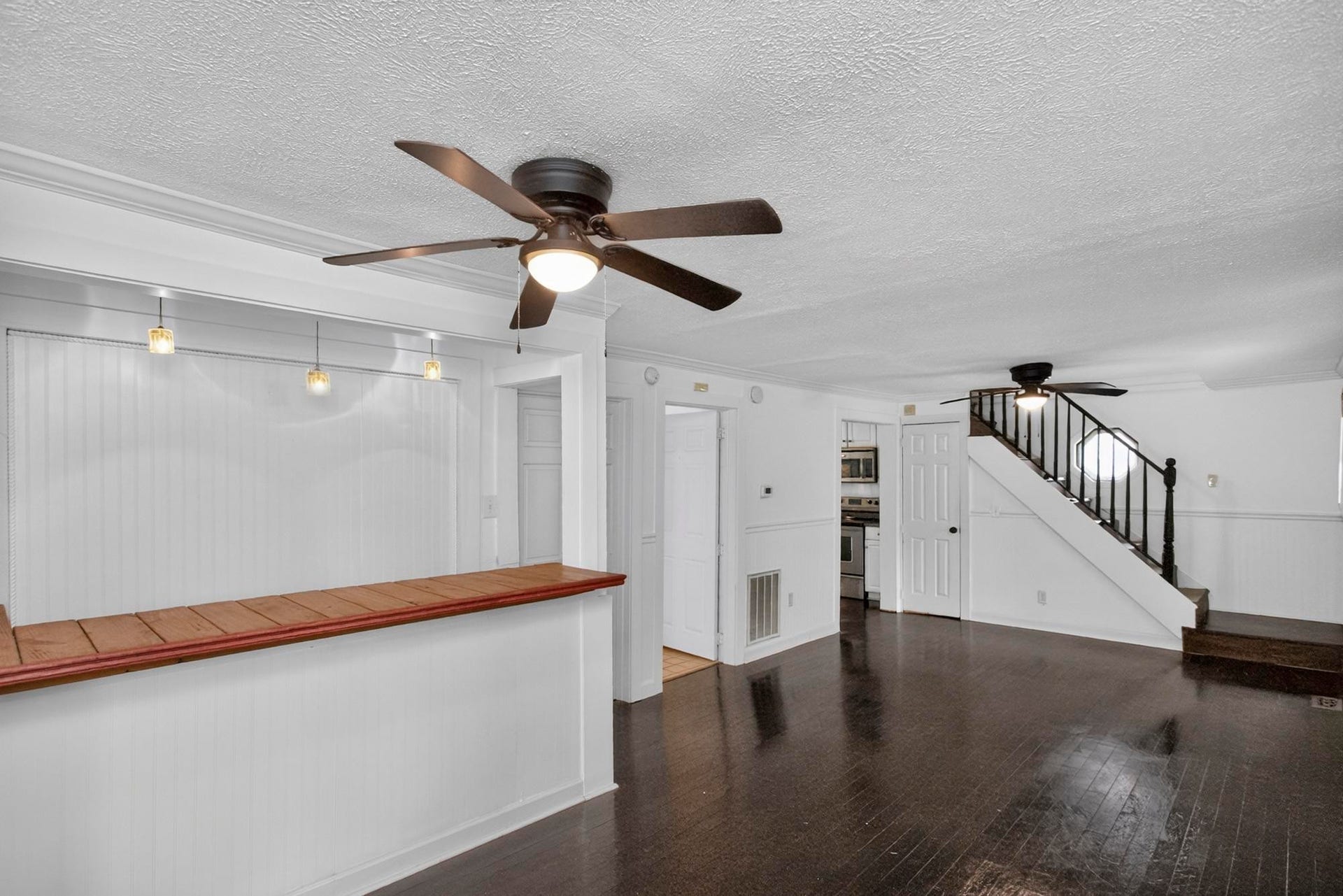 3008 Lakeshore Dr, Old Hickory, TN 37138 3008 Lakeshore Dr, Old Hickory, TN 37138