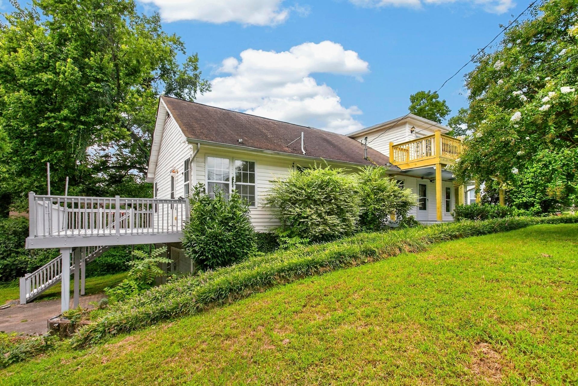 3008 Lakeshore Dr, Old Hickory, TN 37138 3008 Lakeshore Dr, Old Hickory, TN 37138