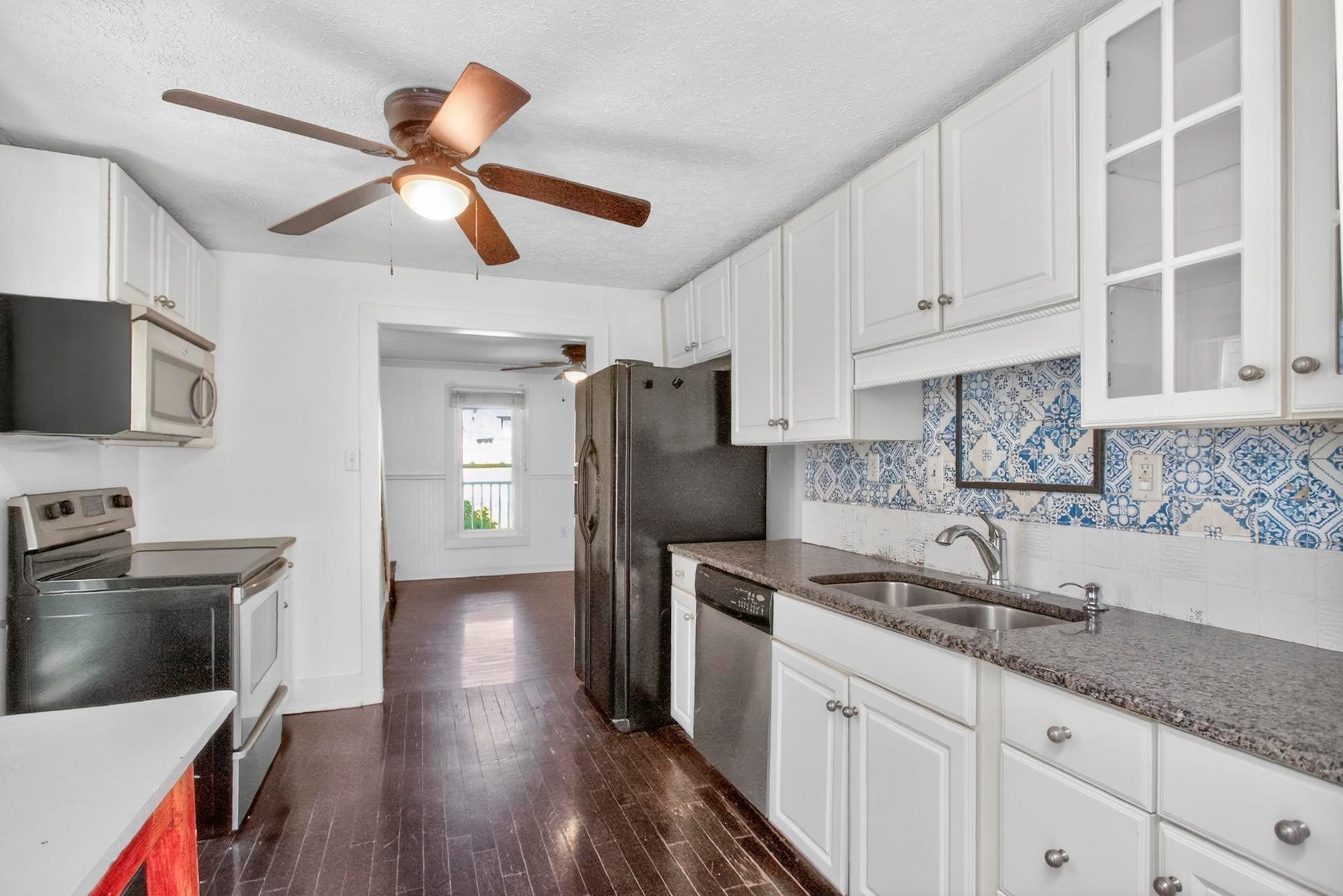 3008 Lakeshore Dr, Old Hickory, TN 37138 3008 Lakeshore Dr, Old Hickory, TN 37138