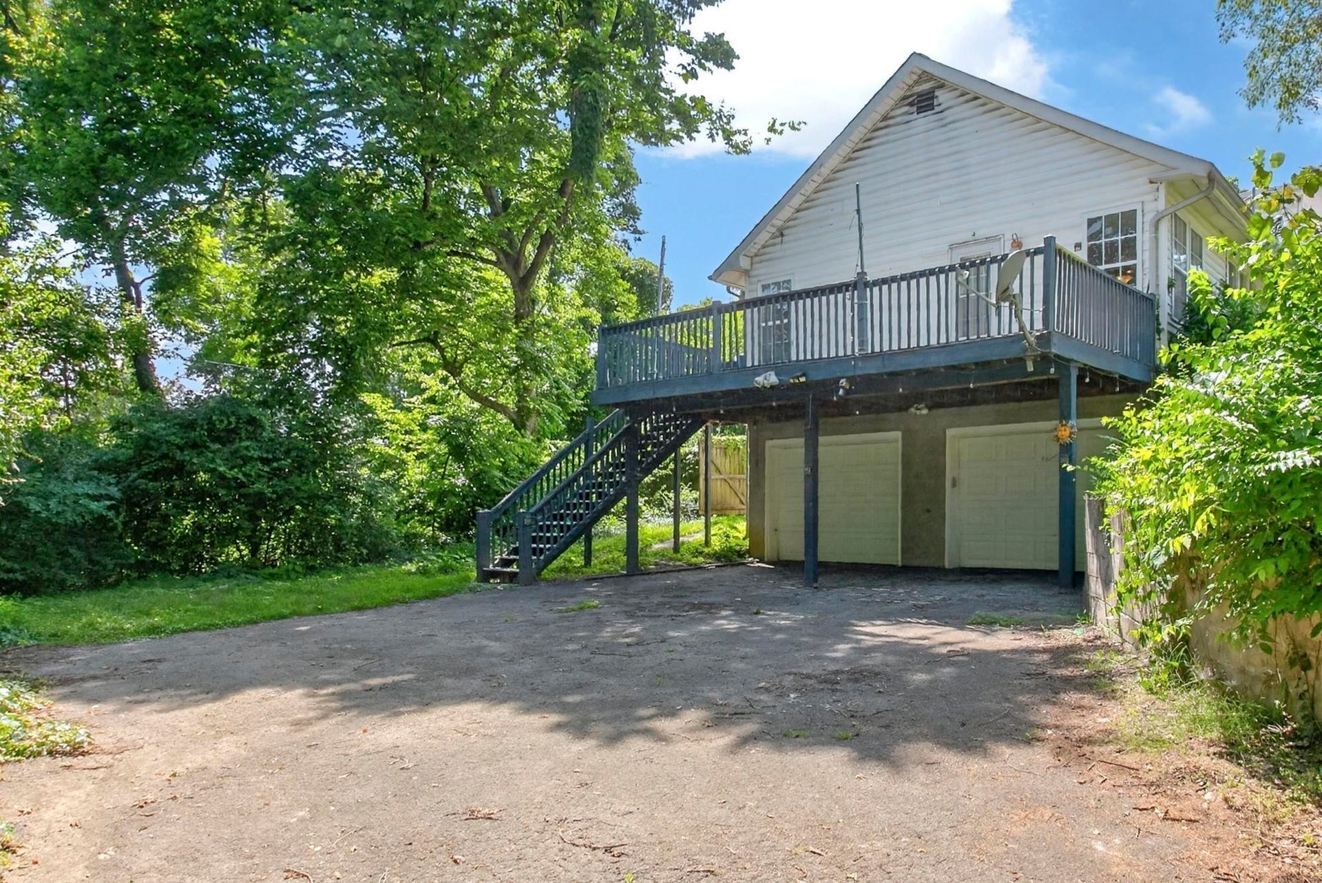 3008 Lakeshore Dr, Old Hickory, TN 37138 3008 Lakeshore Dr, Old Hickory, TN 37138