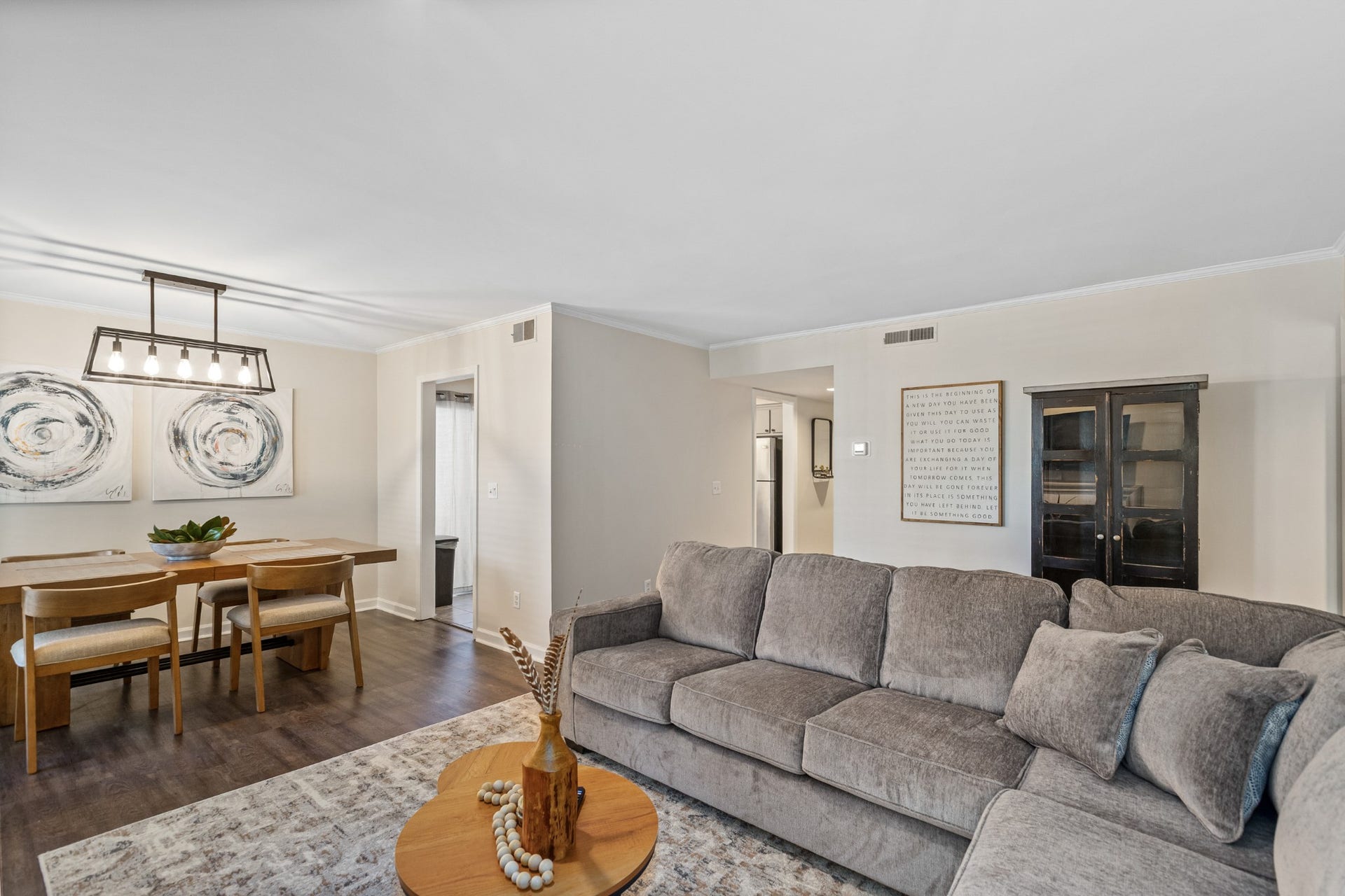 213 Hillsboro Pl, Nashville, TN 37215 213 Hillsboro Pl, Nashville, TN 37215