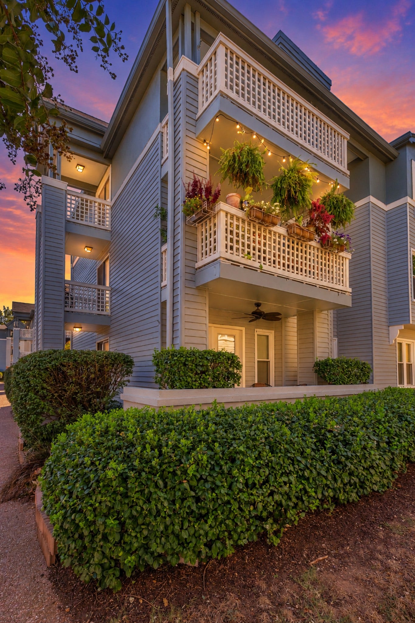213 Hillsboro Pl, Nashville, TN 37215 213 Hillsboro Pl, Nashville, TN 37215