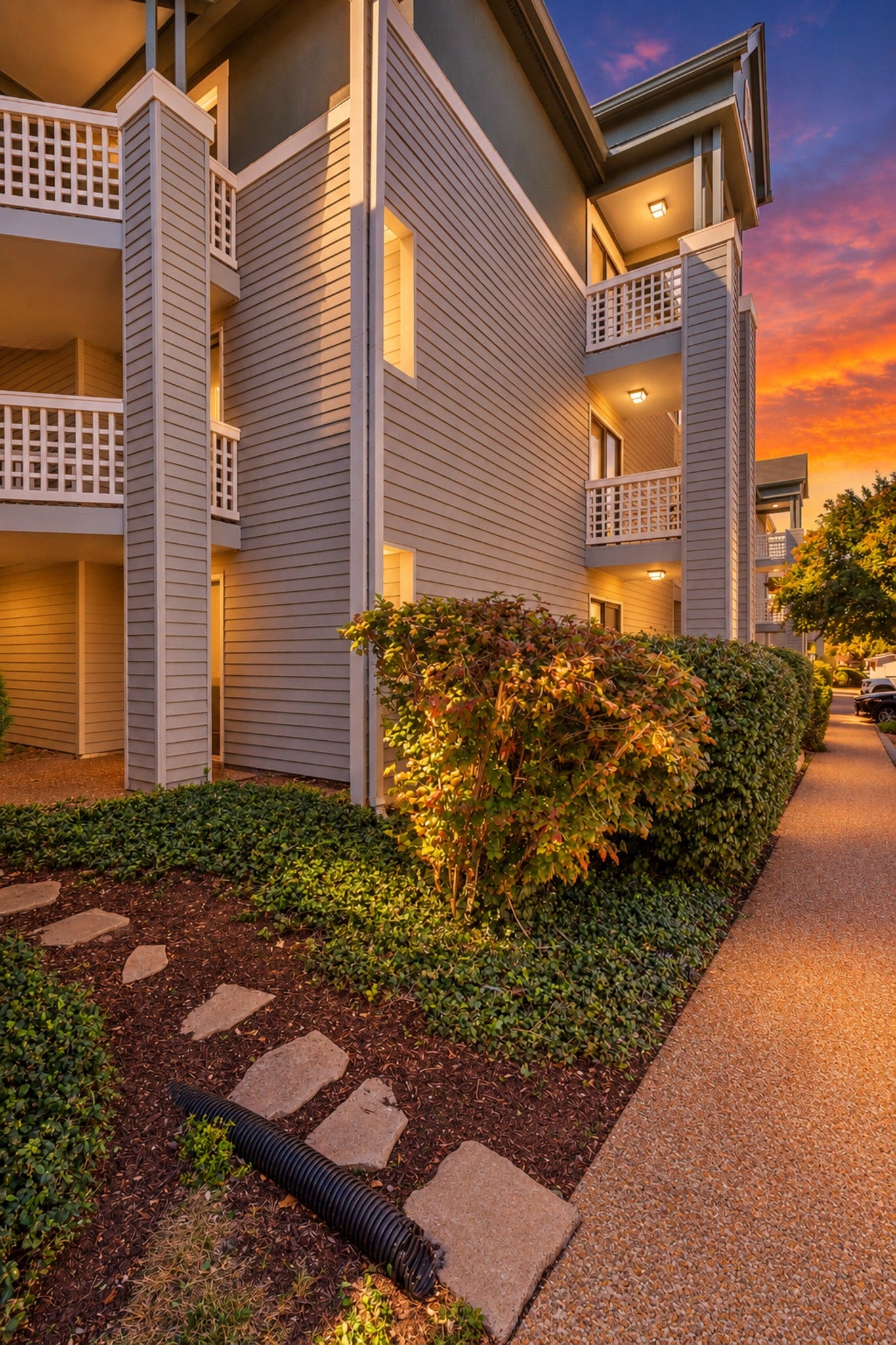 213 Hillsboro Pl, Nashville, TN 37215 213 Hillsboro Pl, Nashville, TN 37215