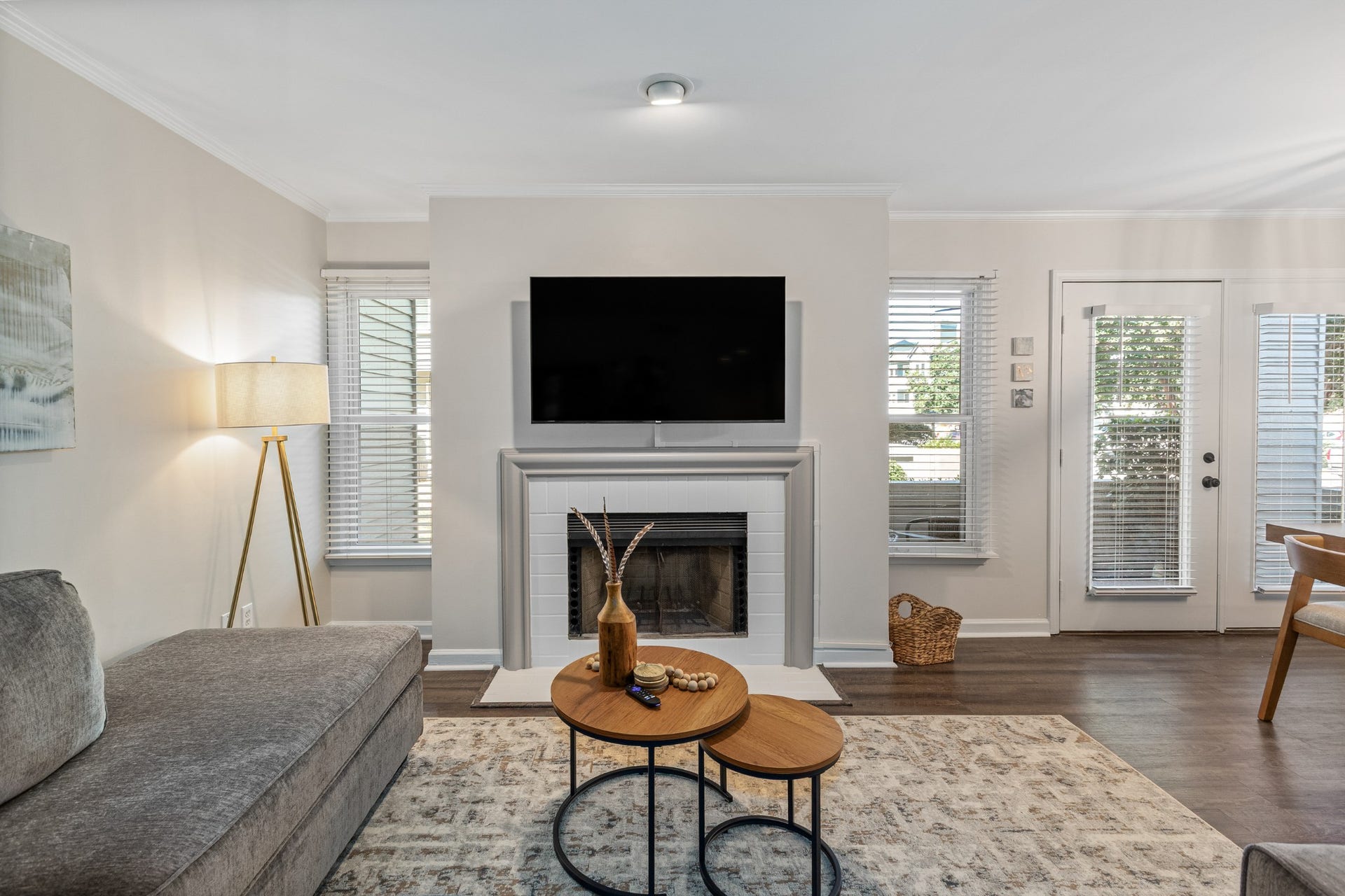 213 Hillsboro Pl, Nashville, TN 37215 213 Hillsboro Pl, Nashville, TN 37215