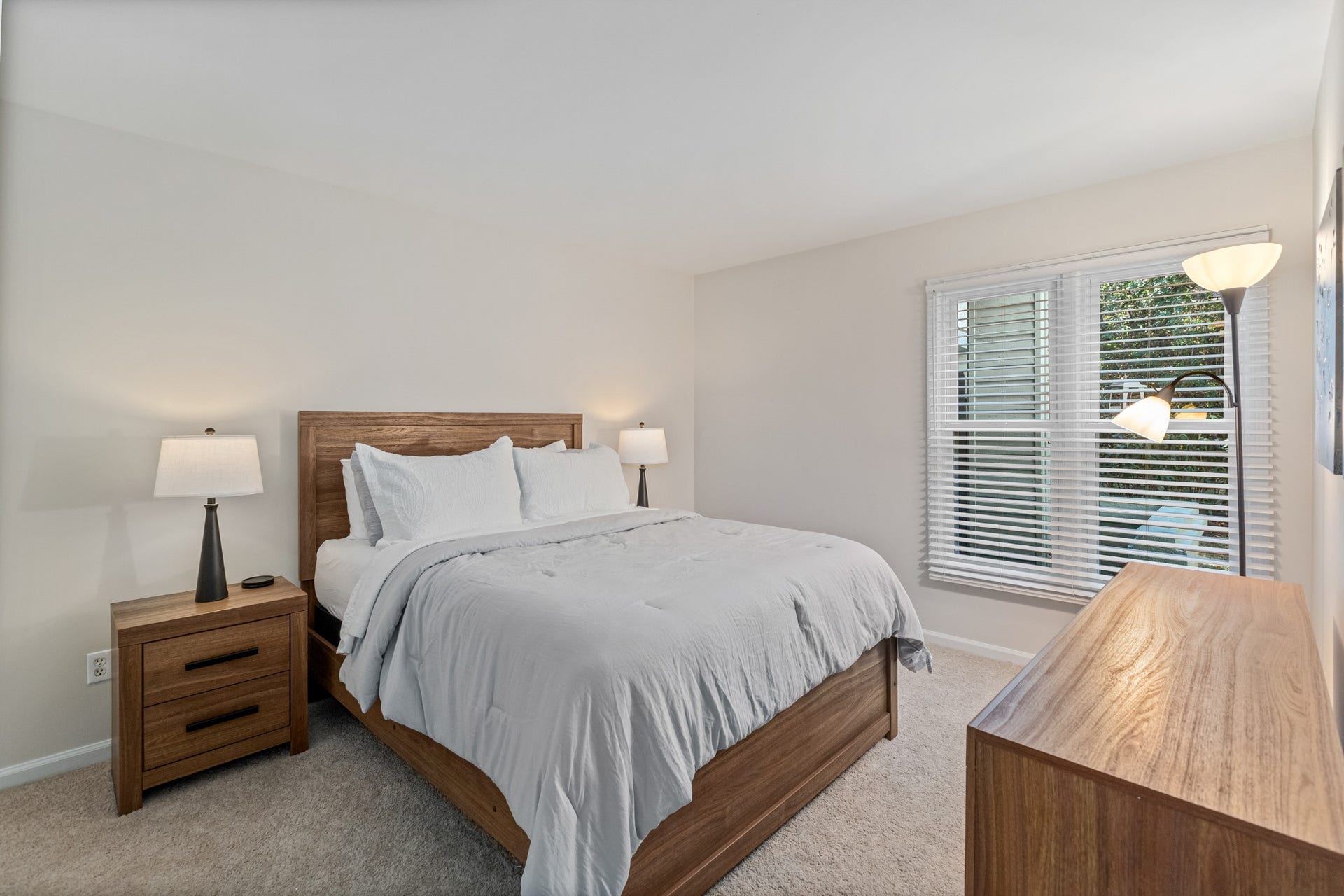 213 Hillsboro Pl, Nashville, TN 37215 213 Hillsboro Pl, Nashville, TN 37215