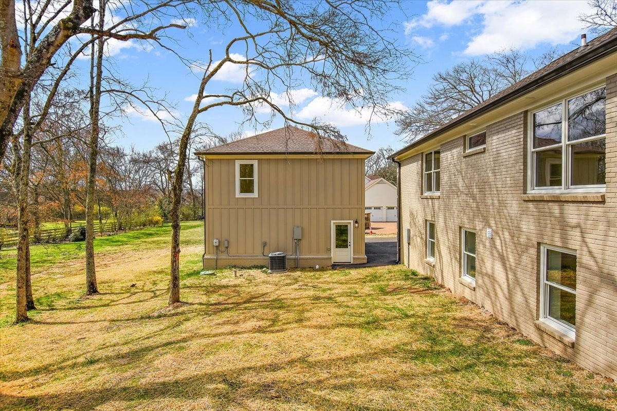 1409 Sneed Rd W, Franklin, TN 37069 1409 Sneed Rd W, Franklin, TN 37069