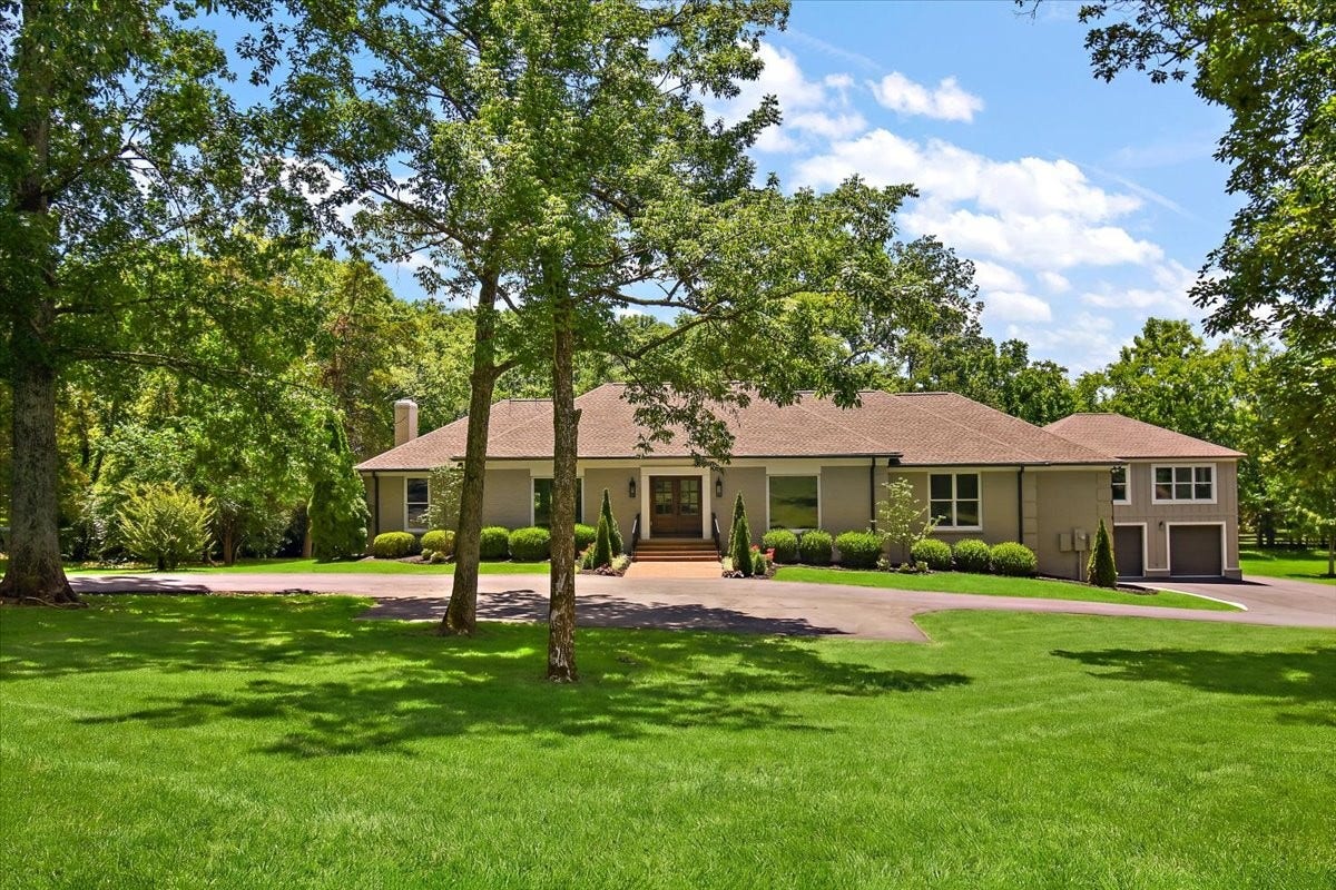 1409 Sneed Rd W, Franklin, TN 37069 1409 Sneed Rd W, Franklin, TN 37069