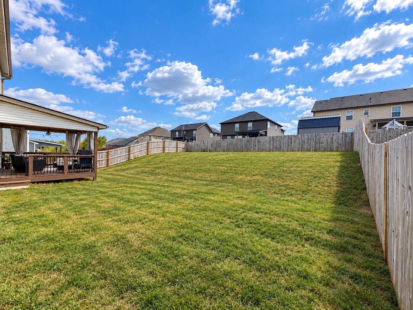 746 Banister Dr, Clarksville, TN 37042 746 Banister Dr, Clarksville, TN 37042