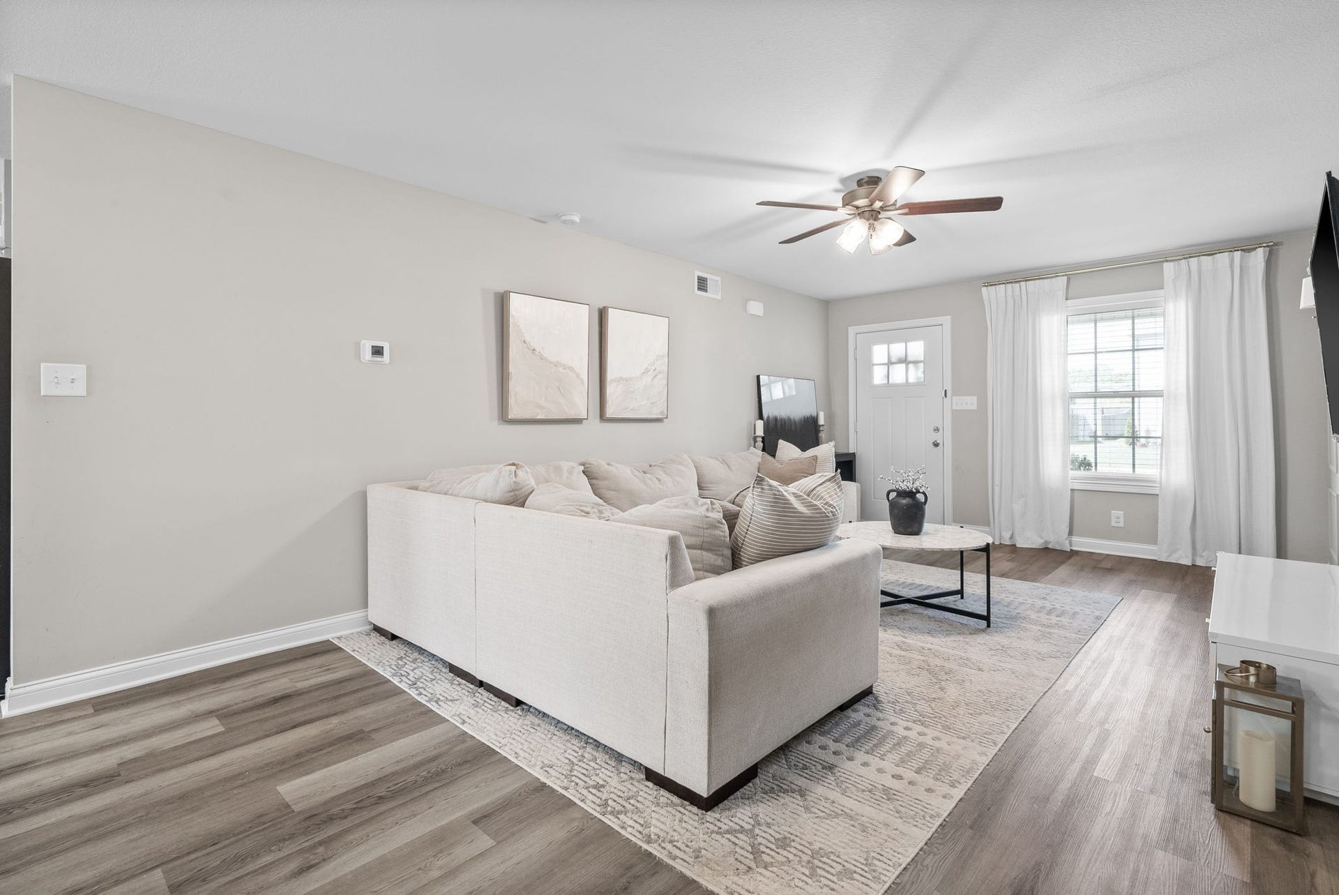 360 Dugger Dr, Clarksville, TN 37042 360 Dugger Dr, Clarksville, TN 37042