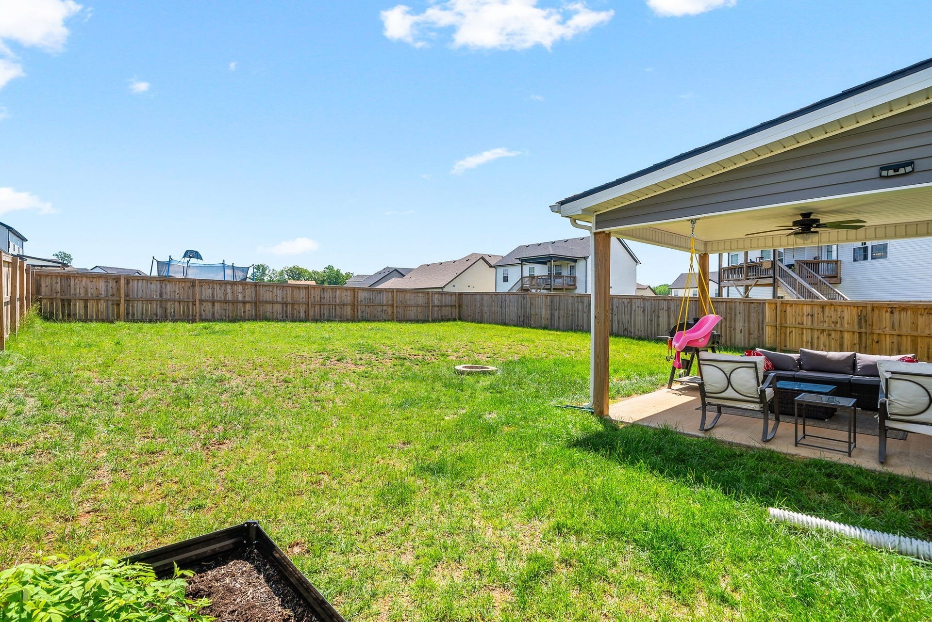 360 Dugger Dr, Clarksville, TN 37042 360 Dugger Dr, Clarksville, TN 37042