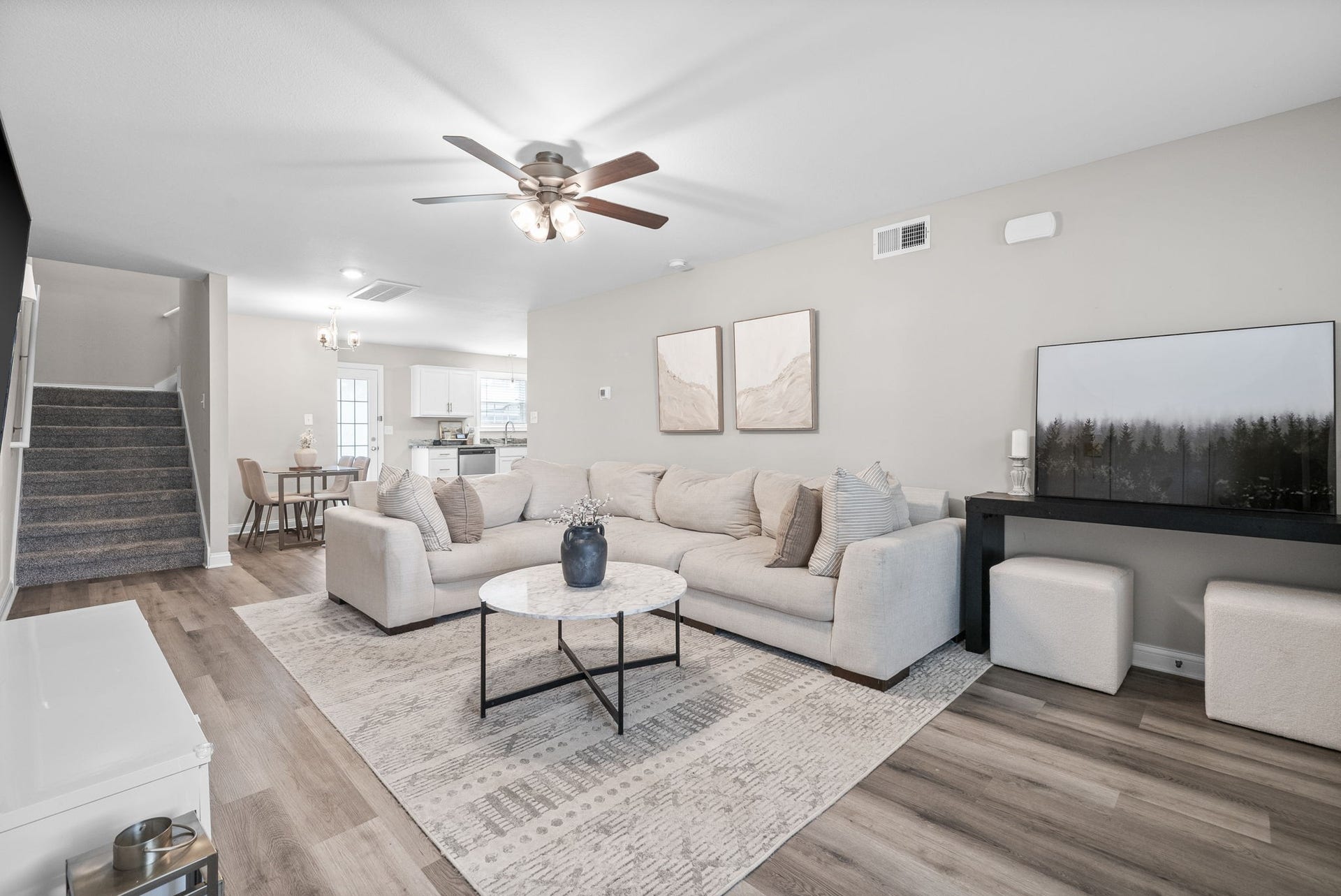 360 Dugger Dr, Clarksville, TN 37042 360 Dugger Dr, Clarksville, TN 37042