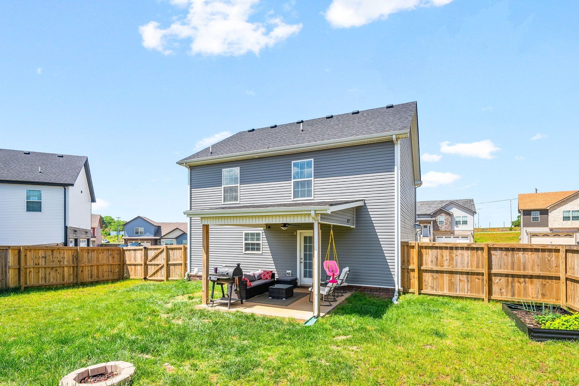 360 Dugger Dr, Clarksville, TN 37042 360 Dugger Dr, Clarksville, TN 37042
