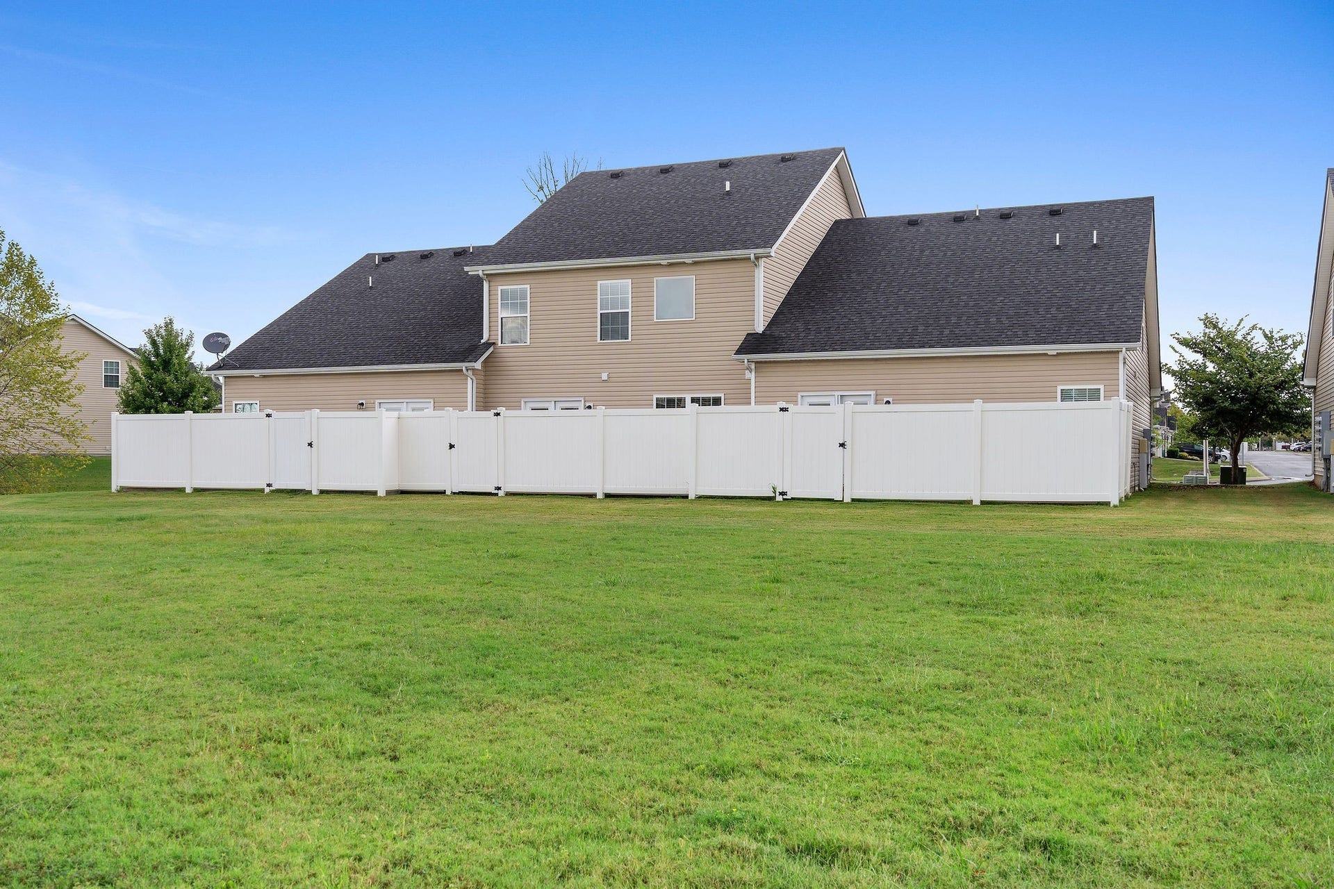3442 Risen Star Dr, Murfreesboro, TN 37128 3442 Risen Star Dr, Murfreesboro, TN 37128
