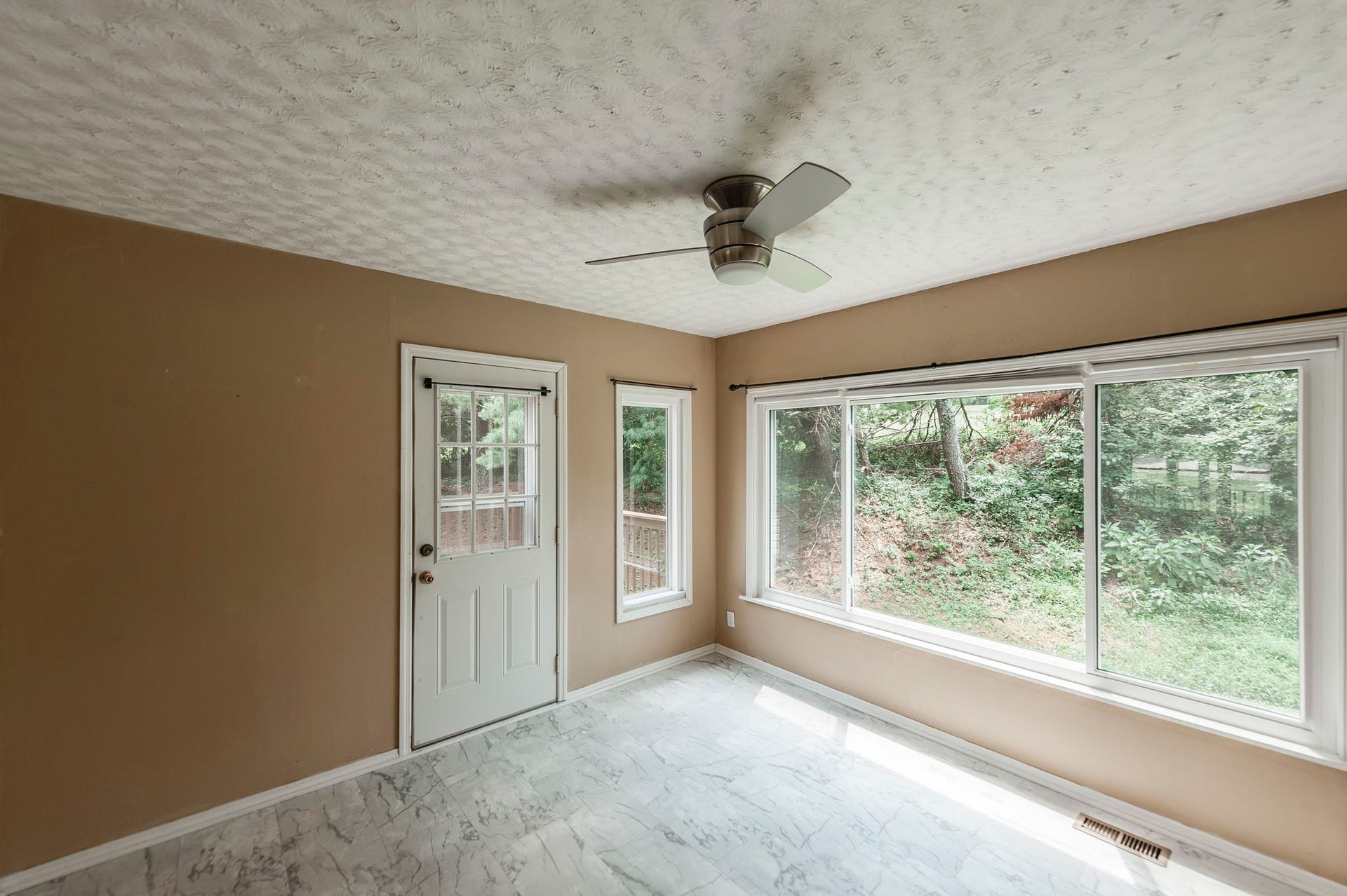 461 Calista Rd, White House, TN 37188 461 Calista Rd, White House, TN 37188