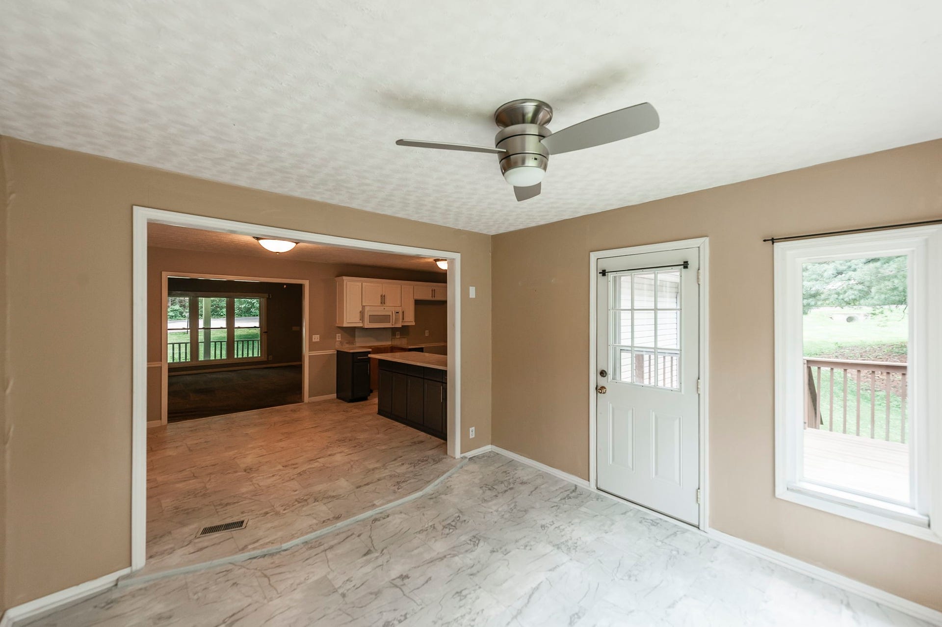 461 Calista Rd, White House, TN 37188 461 Calista Rd, White House, TN 37188