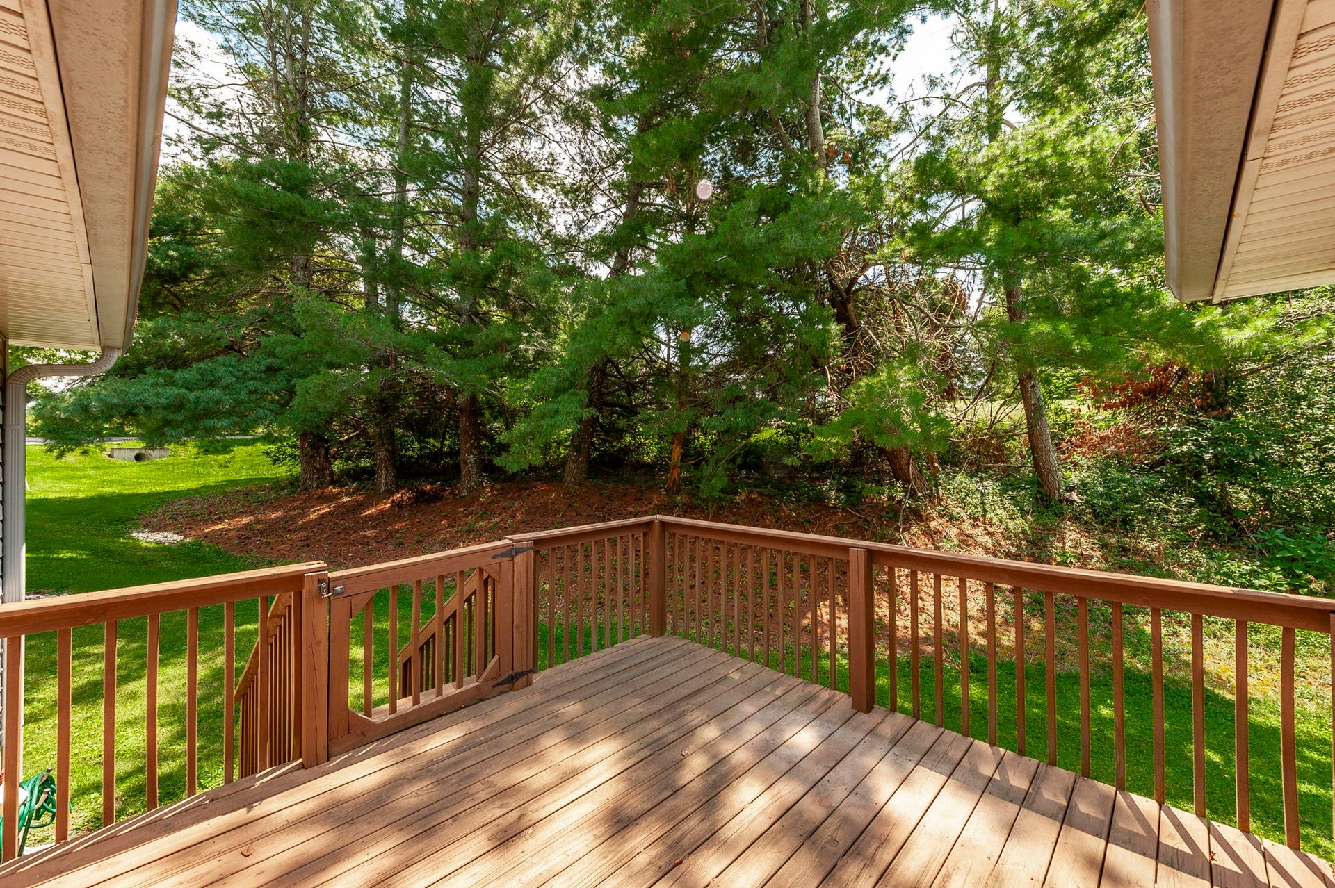 461 Calista Rd, White House, TN 37188 461 Calista Rd, White House, TN 37188