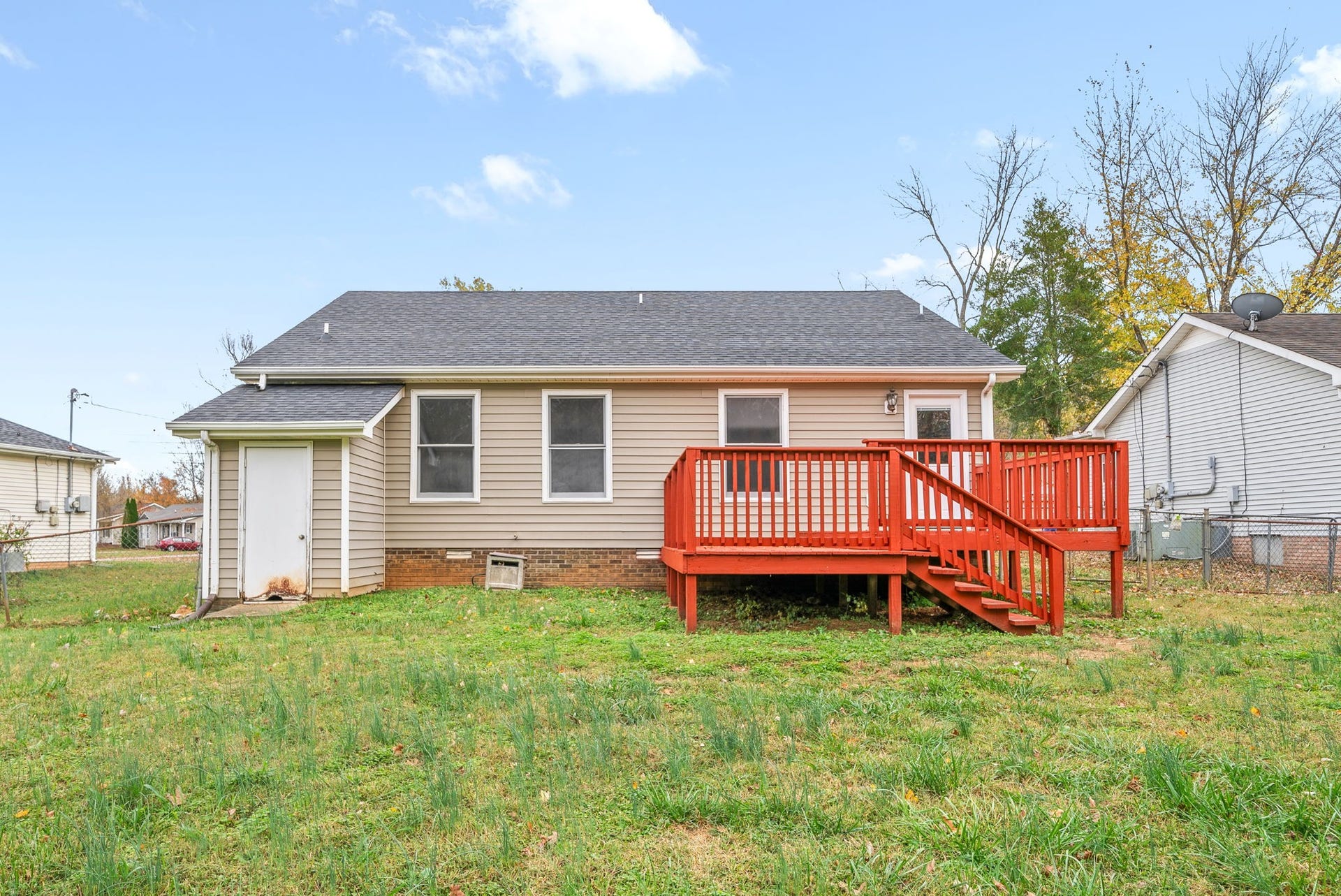 761 Spees Dr, Clarksville, TN 37042 761 Spees Dr, Clarksville, TN 37042