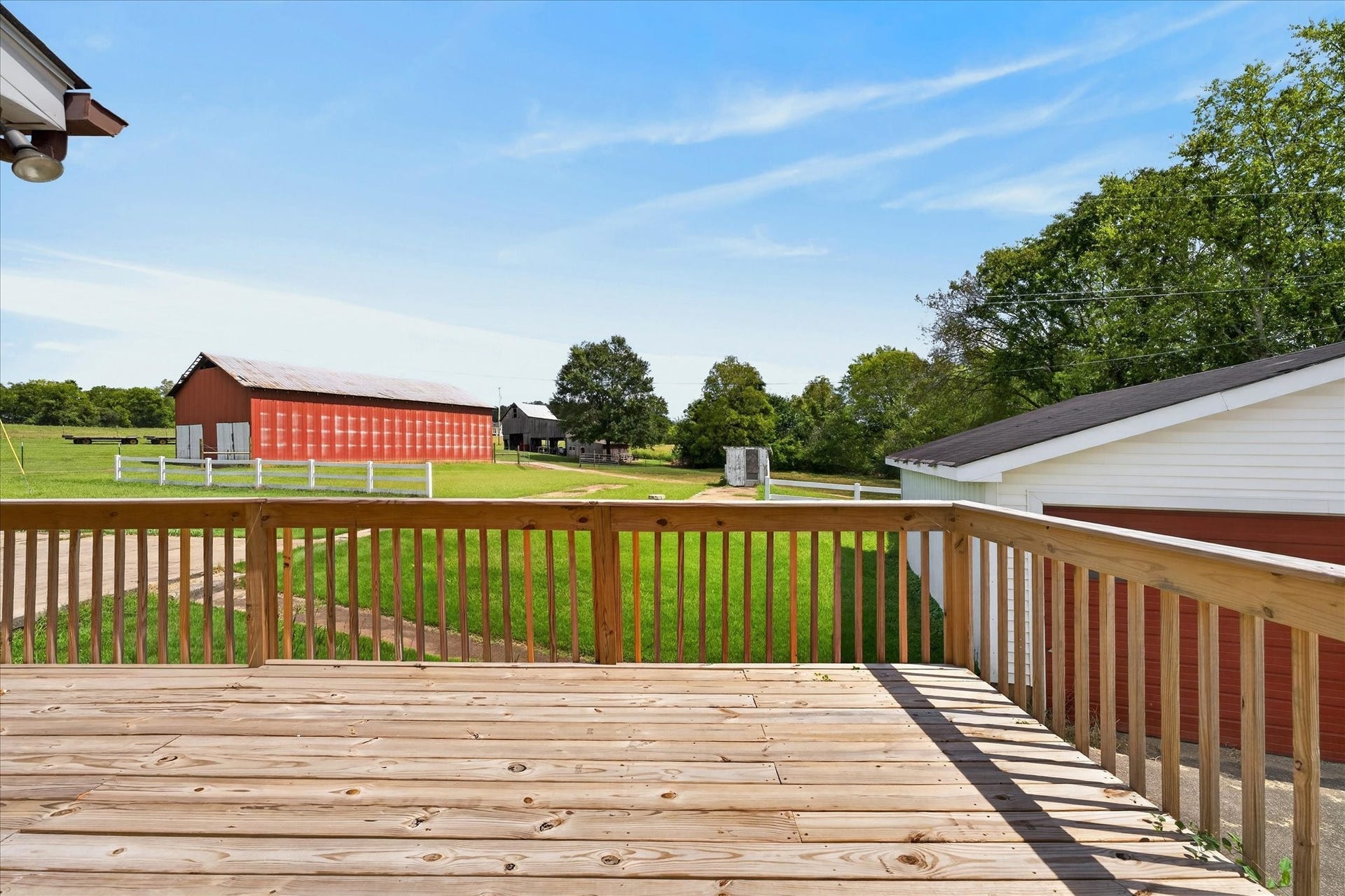 3252 Marthas Chapel Rd, Cunningham, TN 37052 3252 Marthas Chapel Rd, Cunningham, TN 37052