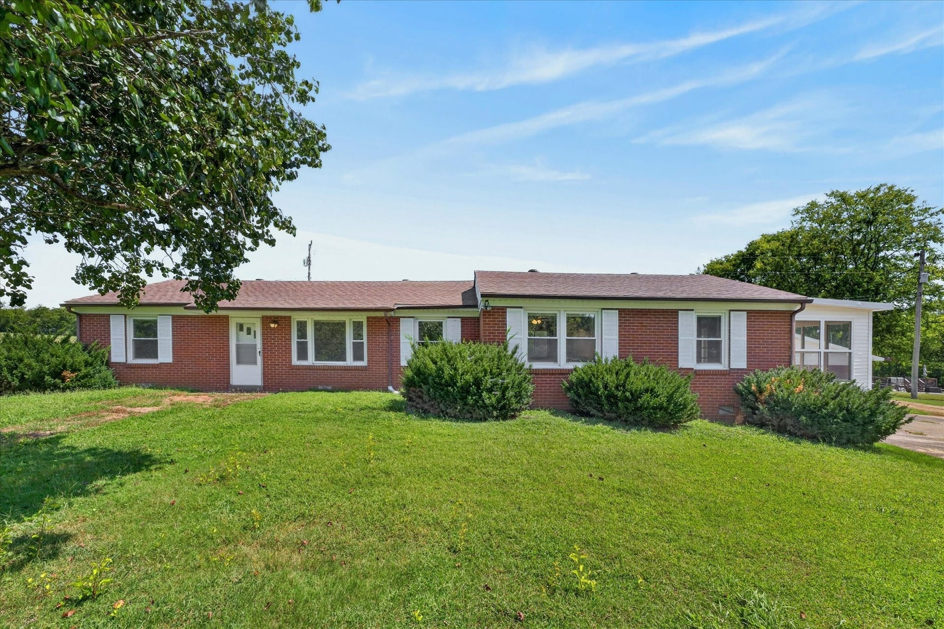 3252 Marthas Chapel Rd, Cunningham, TN 37052 3252 Marthas Chapel Rd, Cunningham, TN 37052