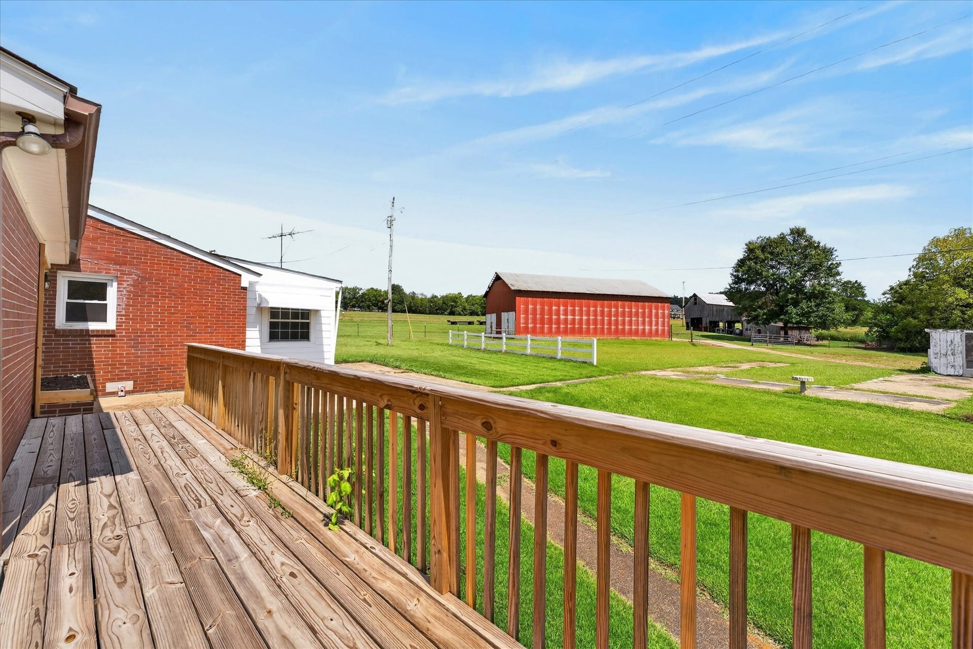 3252 Marthas Chapel Rd, Cunningham, TN 37052 3252 Marthas Chapel Rd, Cunningham, TN 37052