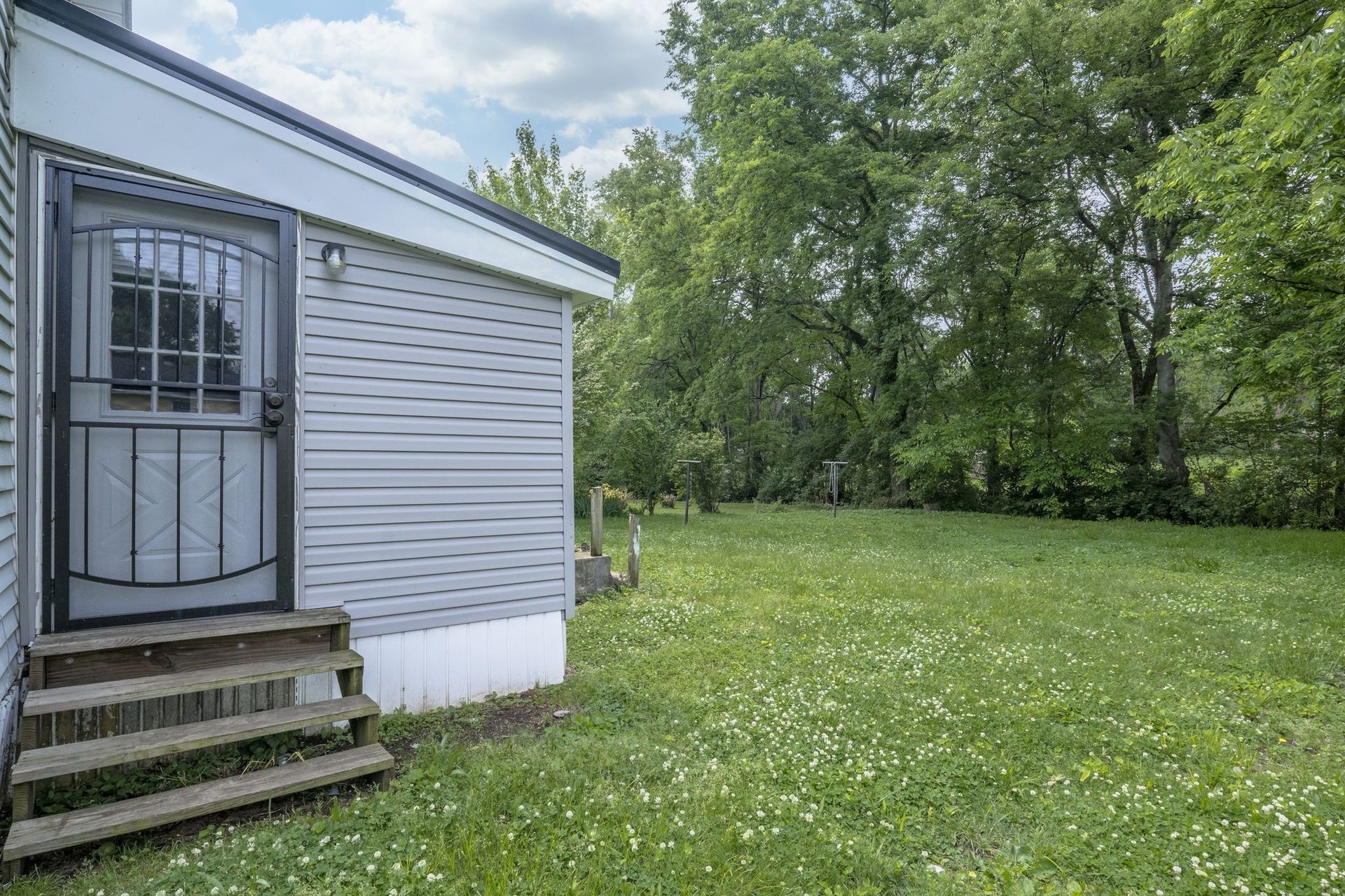 115 Union St, Mount Pleasant, TN 38474 115 Union St, Mount Pleasant, TN 38474