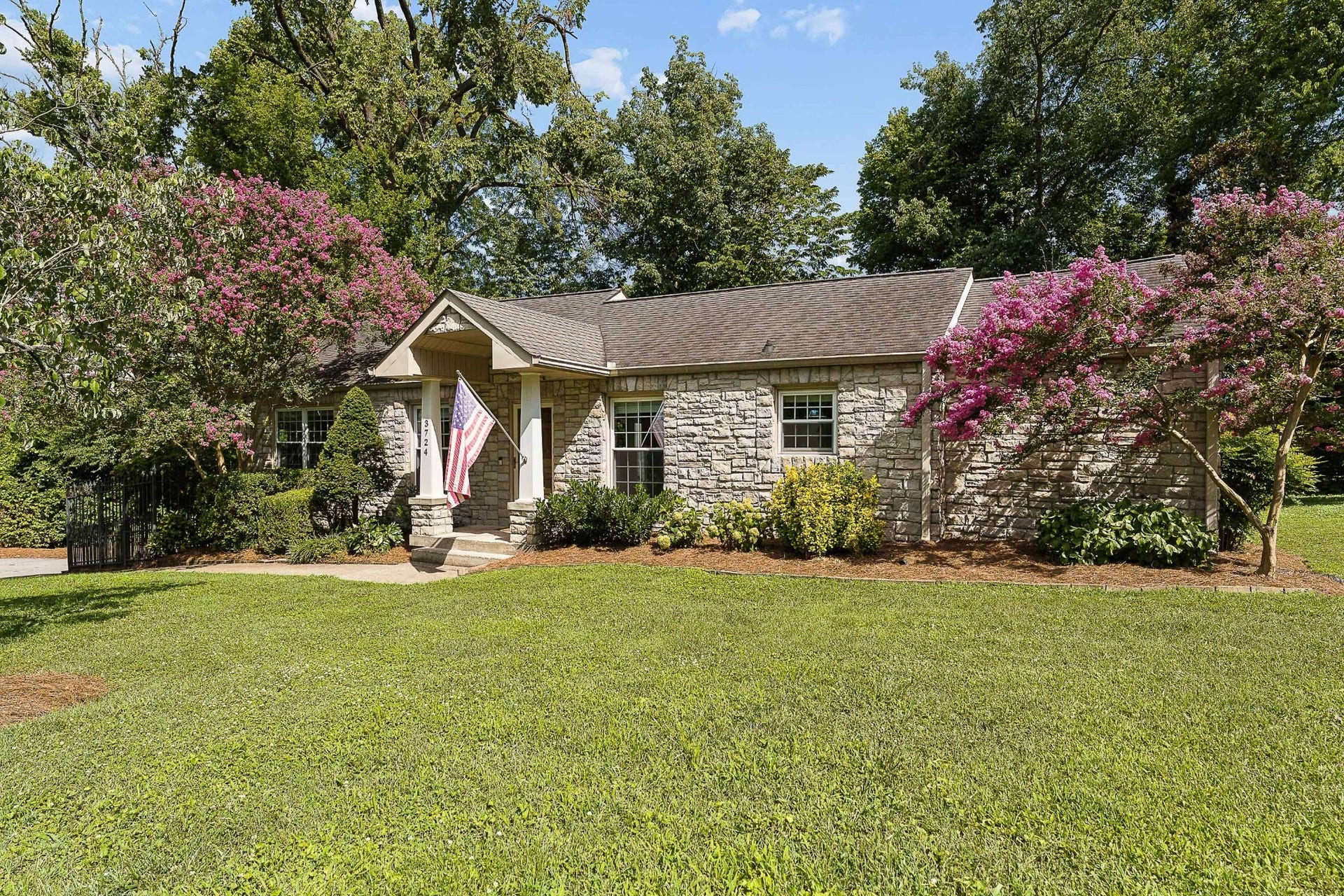 3724 Woodmont Ln, Nashville, TN 37215 3724 Woodmont Ln, Nashville, TN 37215