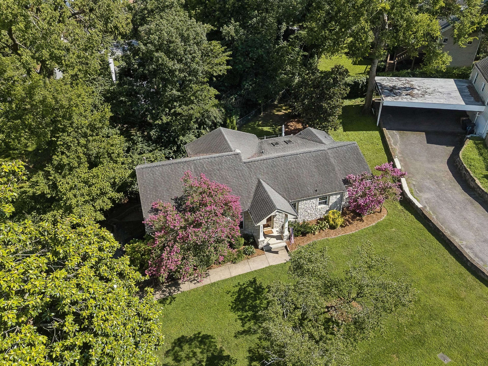 3724 Woodmont Ln, Nashville, TN 37215 3724 Woodmont Ln, Nashville, TN 37215