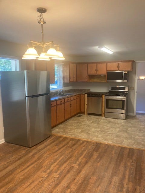 131 Meadowbrook Dr, Woodbury, TN 37190