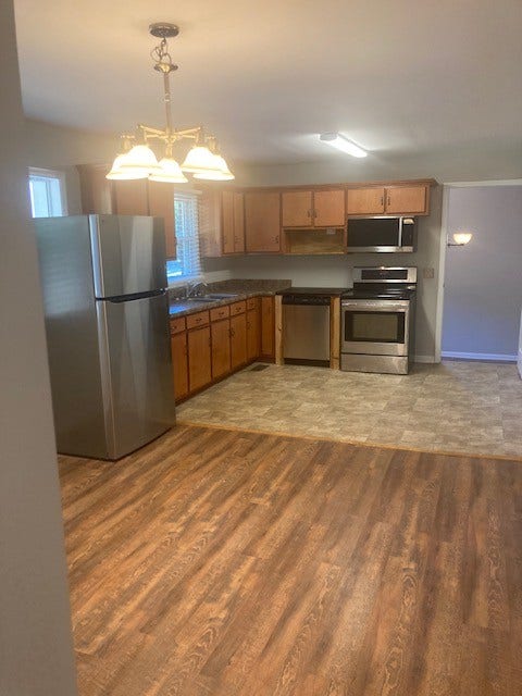 131 Meadowbrook Dr, Woodbury, TN 37190