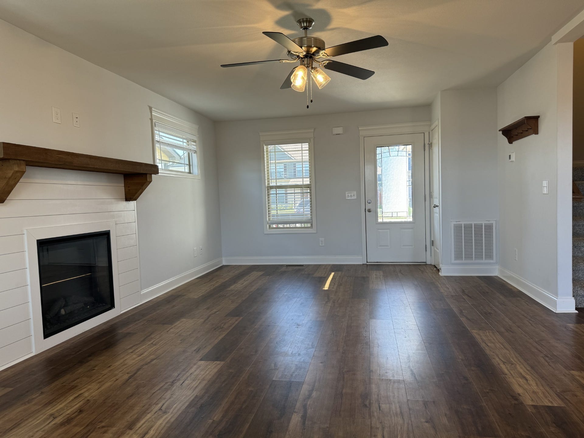 429 Andean Ct, Clarksville, TN 37040 429 Andean Ct, Clarksville, TN 37040