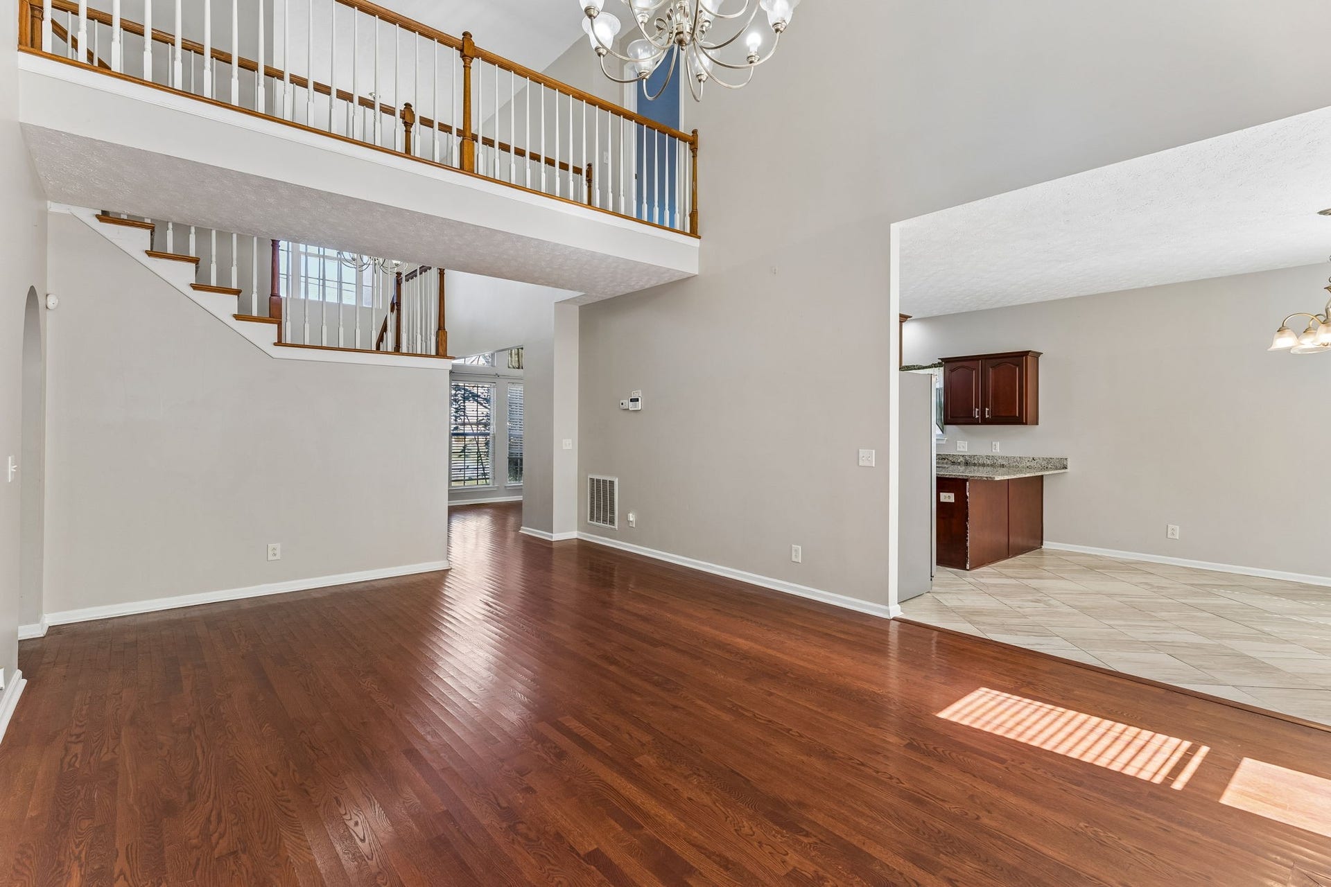 5409 Oak Chase Dr, Antioch, TN 37013 5409 Oak Chase Dr, Antioch, TN 37013