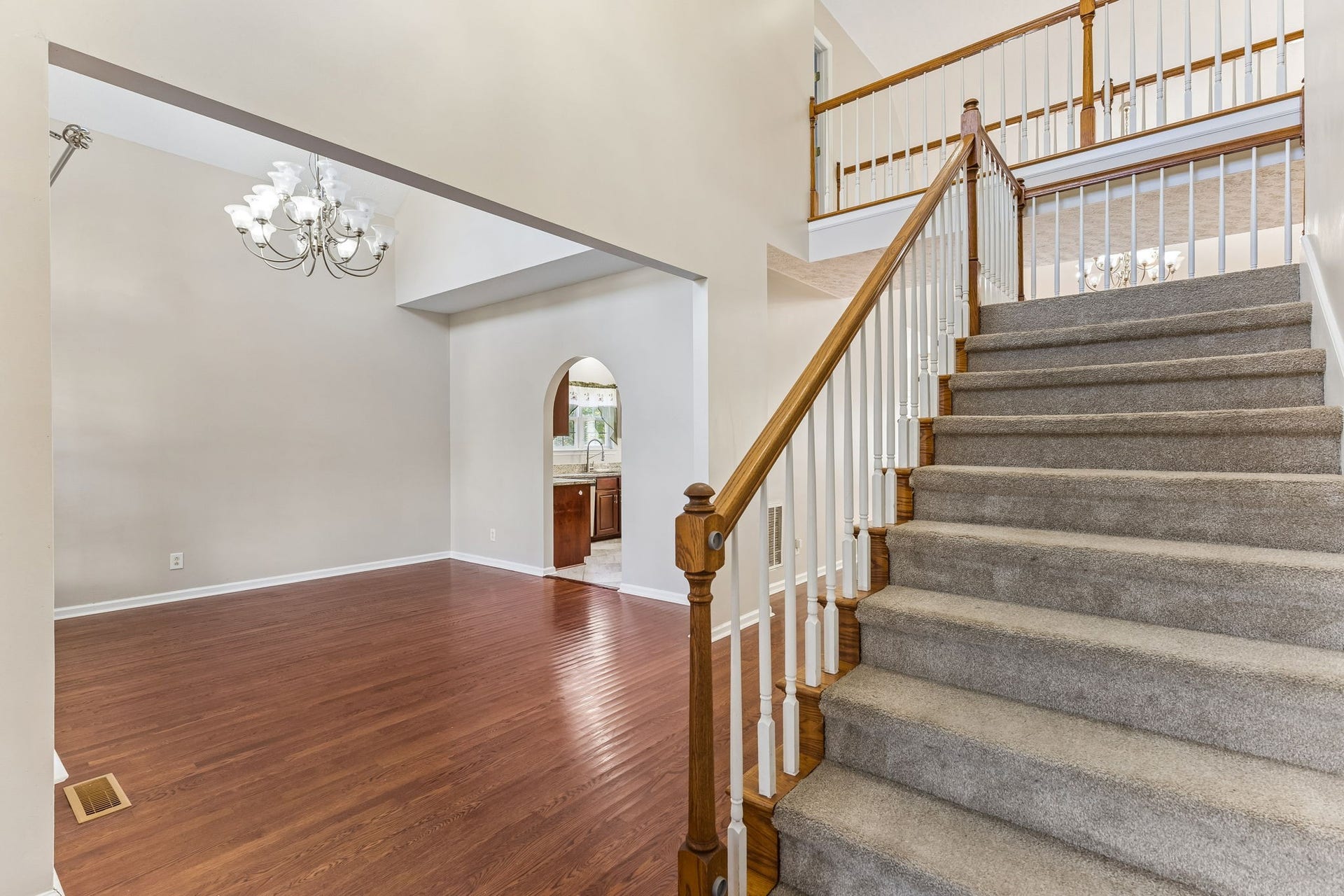 5409 Oak Chase Dr, Antioch, TN 37013 5409 Oak Chase Dr, Antioch, TN 37013
