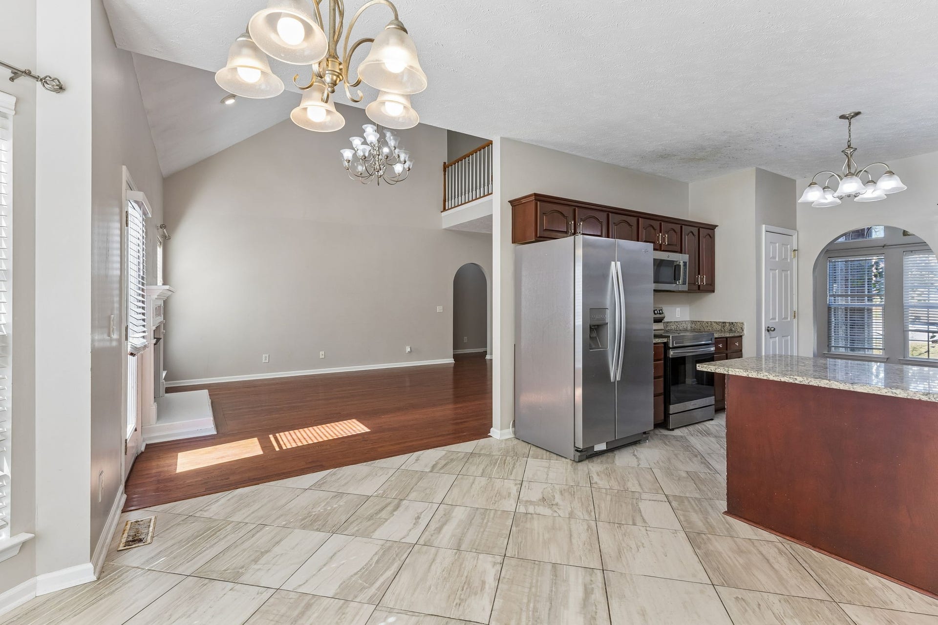 5409 Oak Chase Dr, Antioch, TN 37013 5409 Oak Chase Dr, Antioch, TN 37013