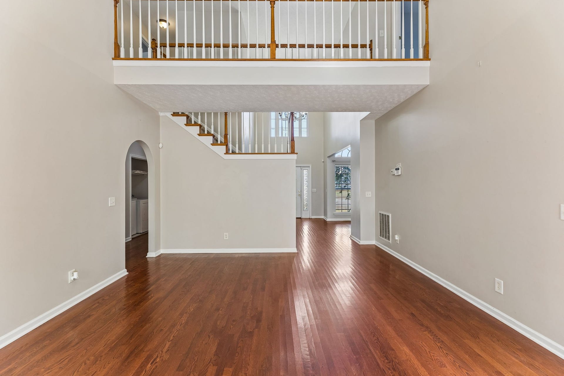 5409 Oak Chase Dr, Antioch, TN 37013 5409 Oak Chase Dr, Antioch, TN 37013