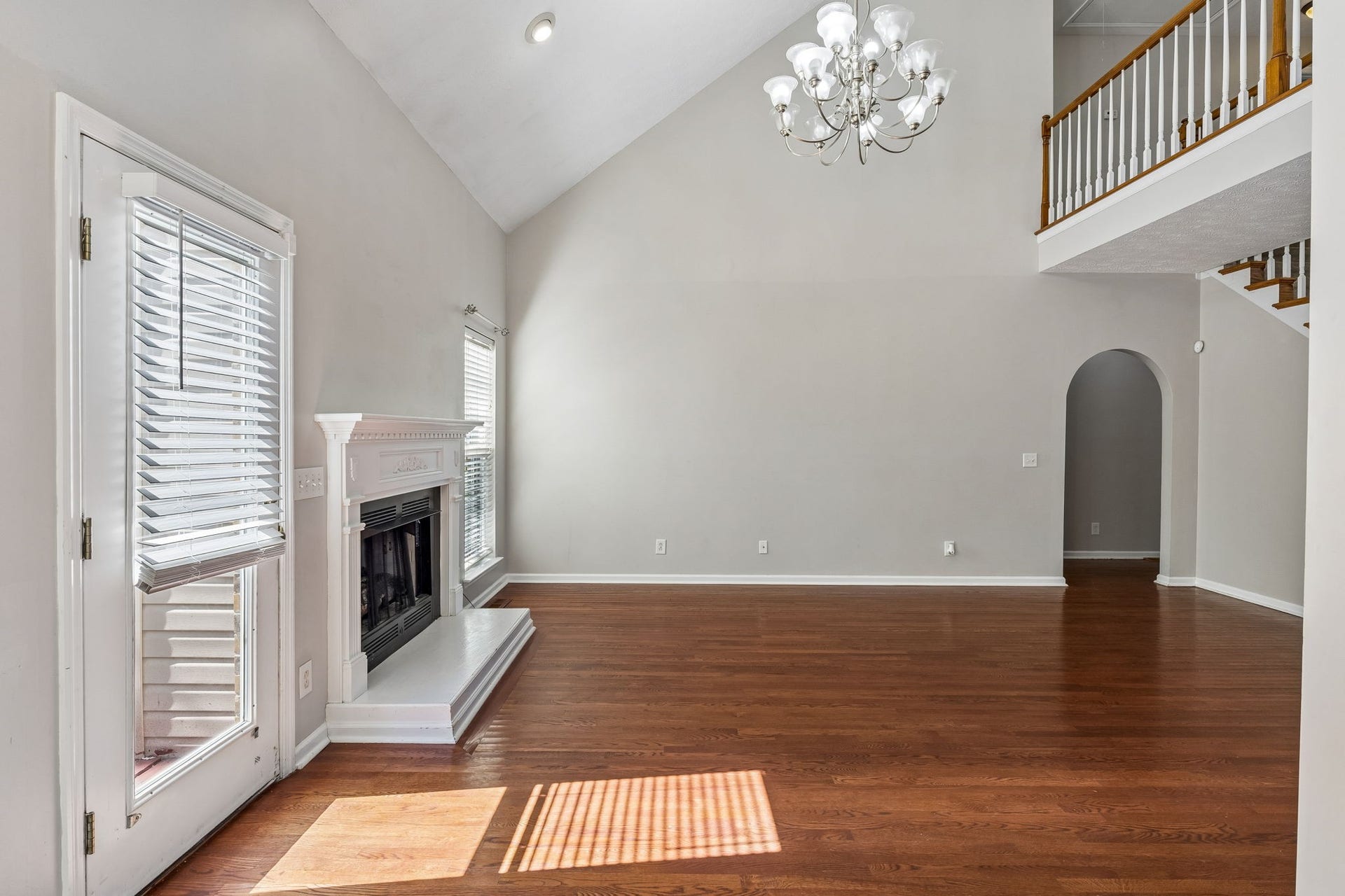 5409 Oak Chase Dr, Antioch, TN 37013 5409 Oak Chase Dr, Antioch, TN 37013