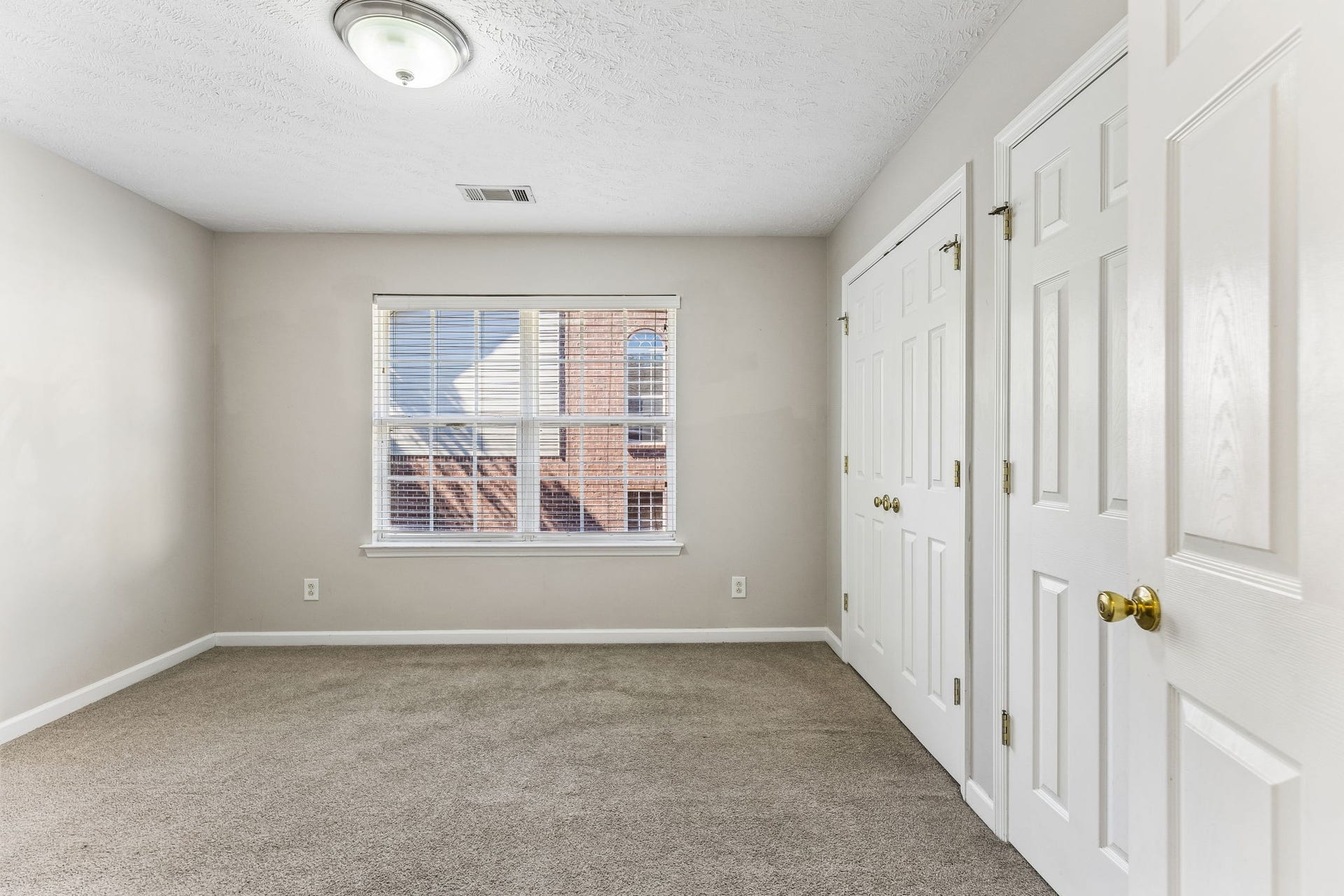 5409 Oak Chase Dr, Antioch, TN 37013 5409 Oak Chase Dr, Antioch, TN 37013