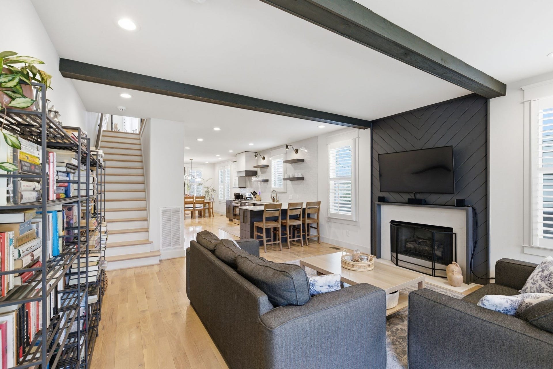 6215 New York Ave, #B, Nashville, TN 37209 6215 New York Ave, #B, Nashville, TN 37209