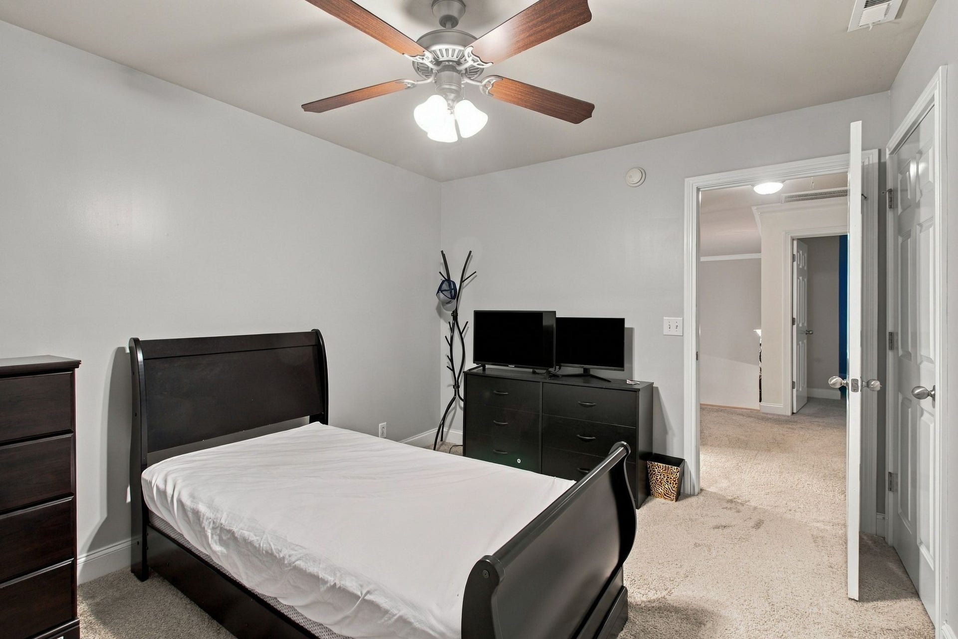 2317 Saint Andrews Dr, Murfreesboro, TN 37128 2317 Saint Andrews Dr, Murfreesboro, TN 37128