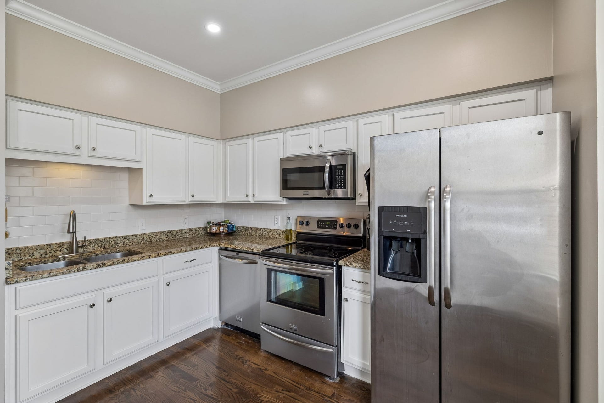 122 Matthew Ln, Nashville, TN 37215 122 Matthew Ln, Nashville, TN 37215