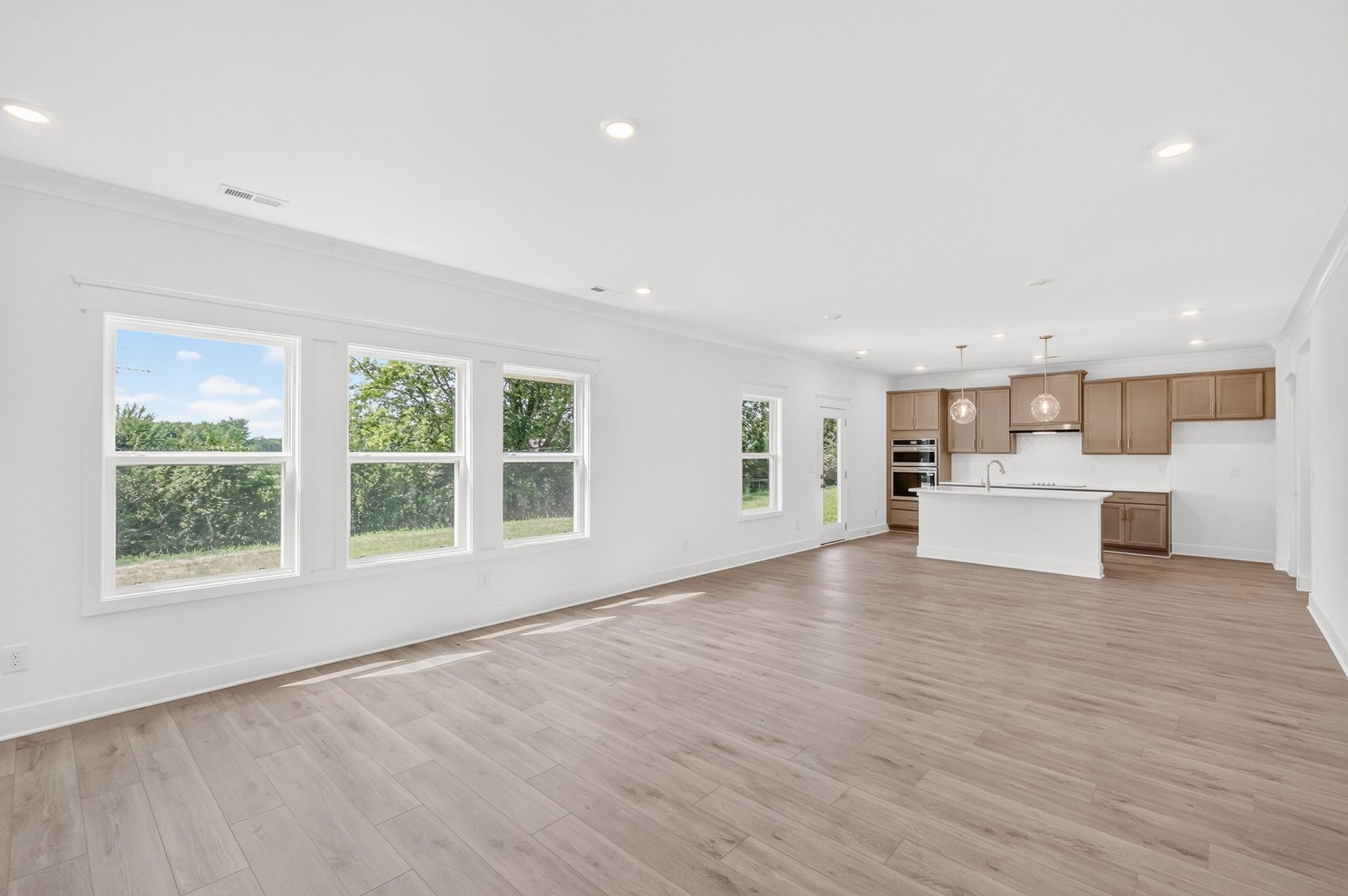 4943 Kai Drive, Murfreesboro, TN 37129 4943 Kai Drive, Murfreesboro, TN 37129