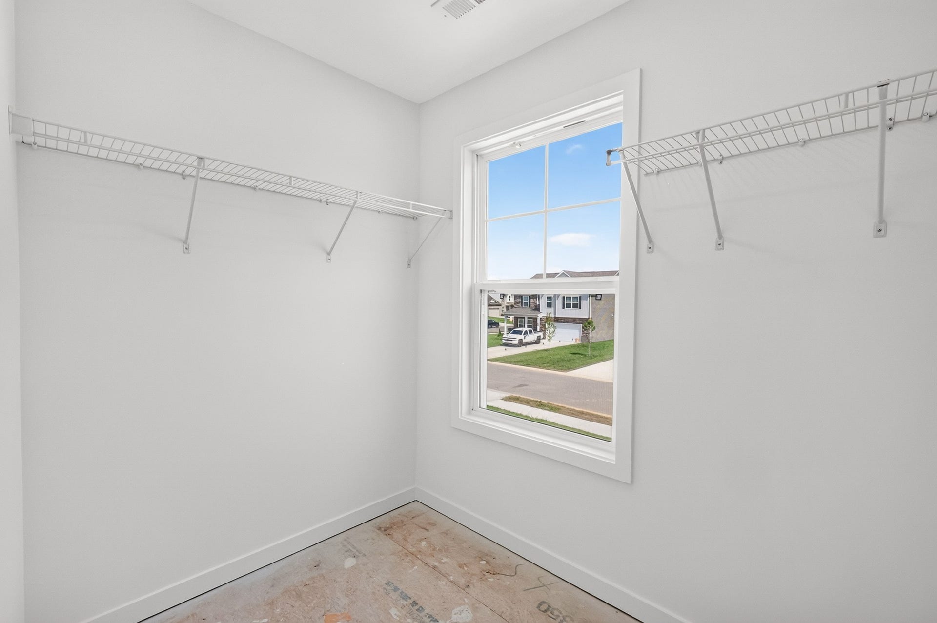 4943 Kai Drive, Murfreesboro, TN 37129 4943 Kai Drive, Murfreesboro, TN 37129
