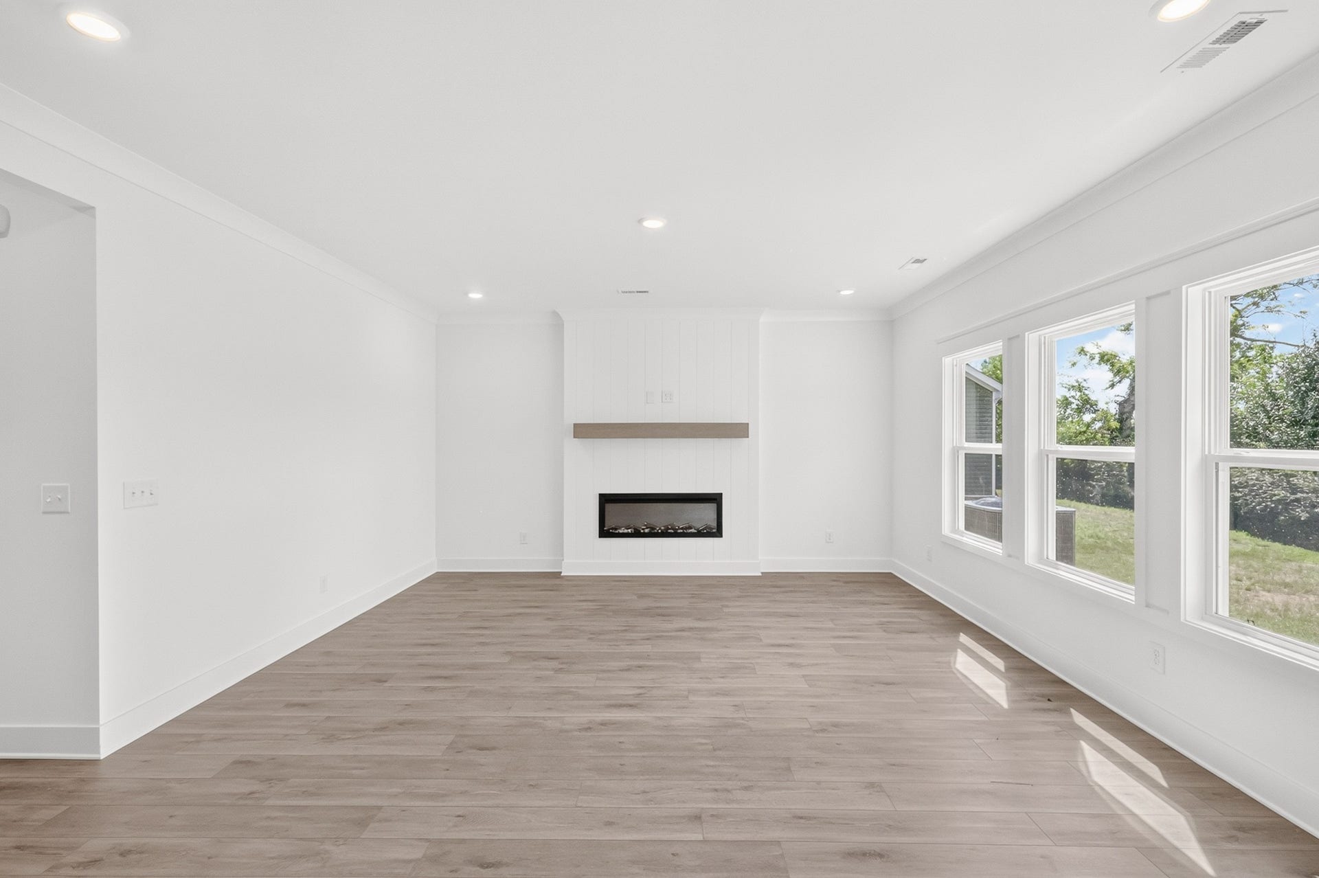 4943 Kai Drive, Murfreesboro, TN 37129 4943 Kai Drive, Murfreesboro, TN 37129