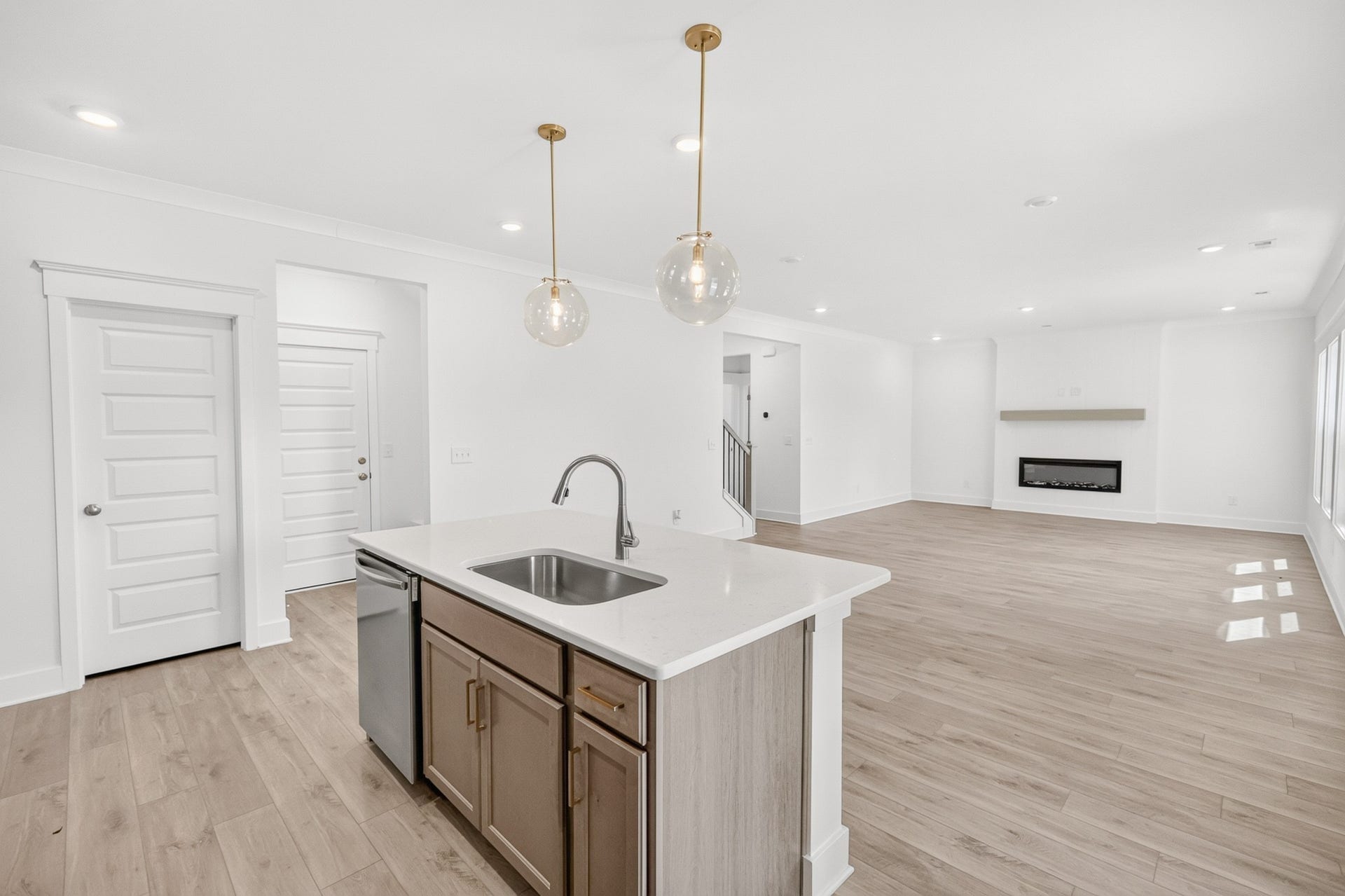 4943 Kai Drive, Murfreesboro, TN 37129 4943 Kai Drive, Murfreesboro, TN 37129