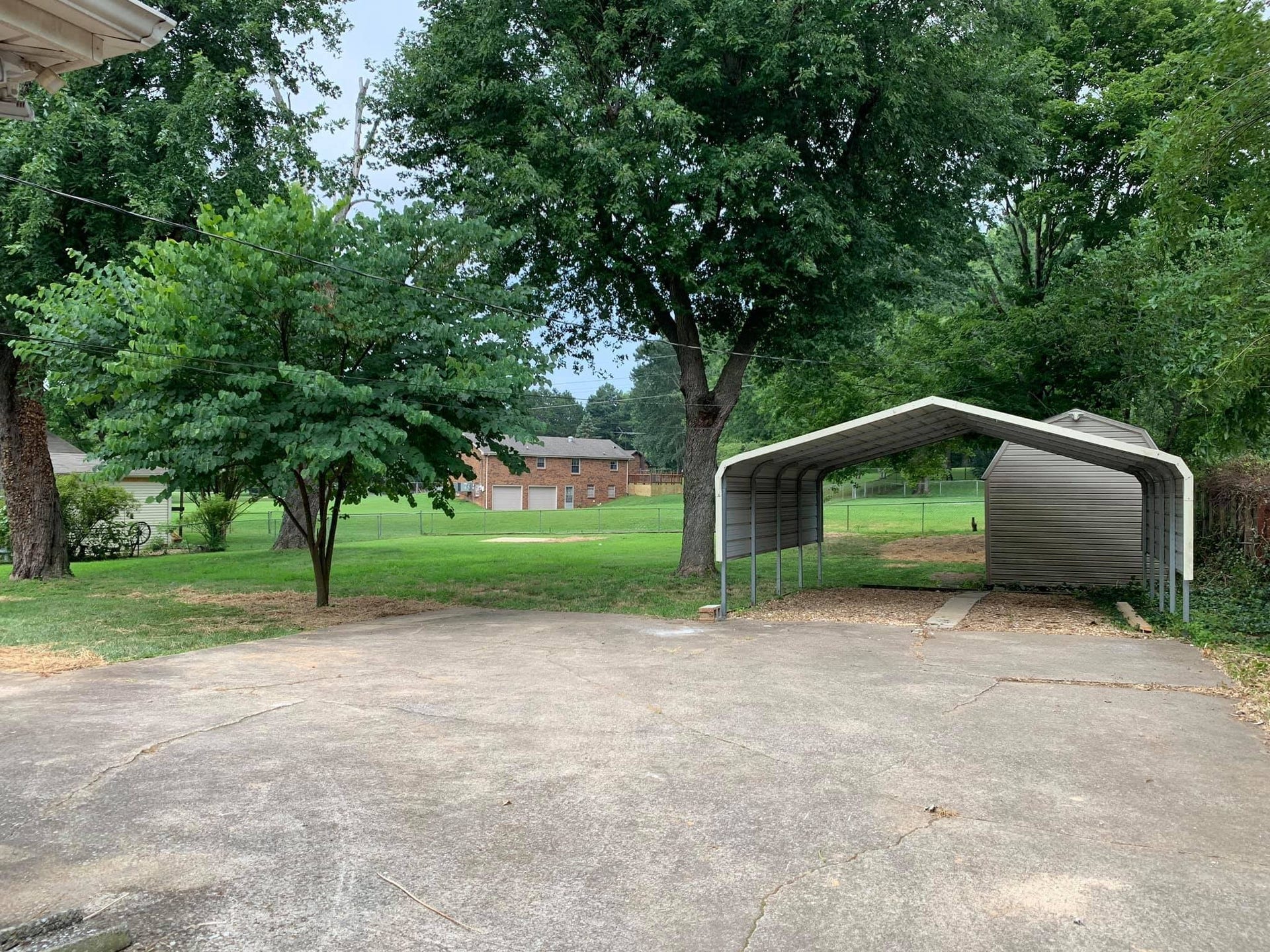 1888 Old Trenton Rd, Clarksville, TN 37040 1888 Old Trenton Rd, Clarksville, TN 37040