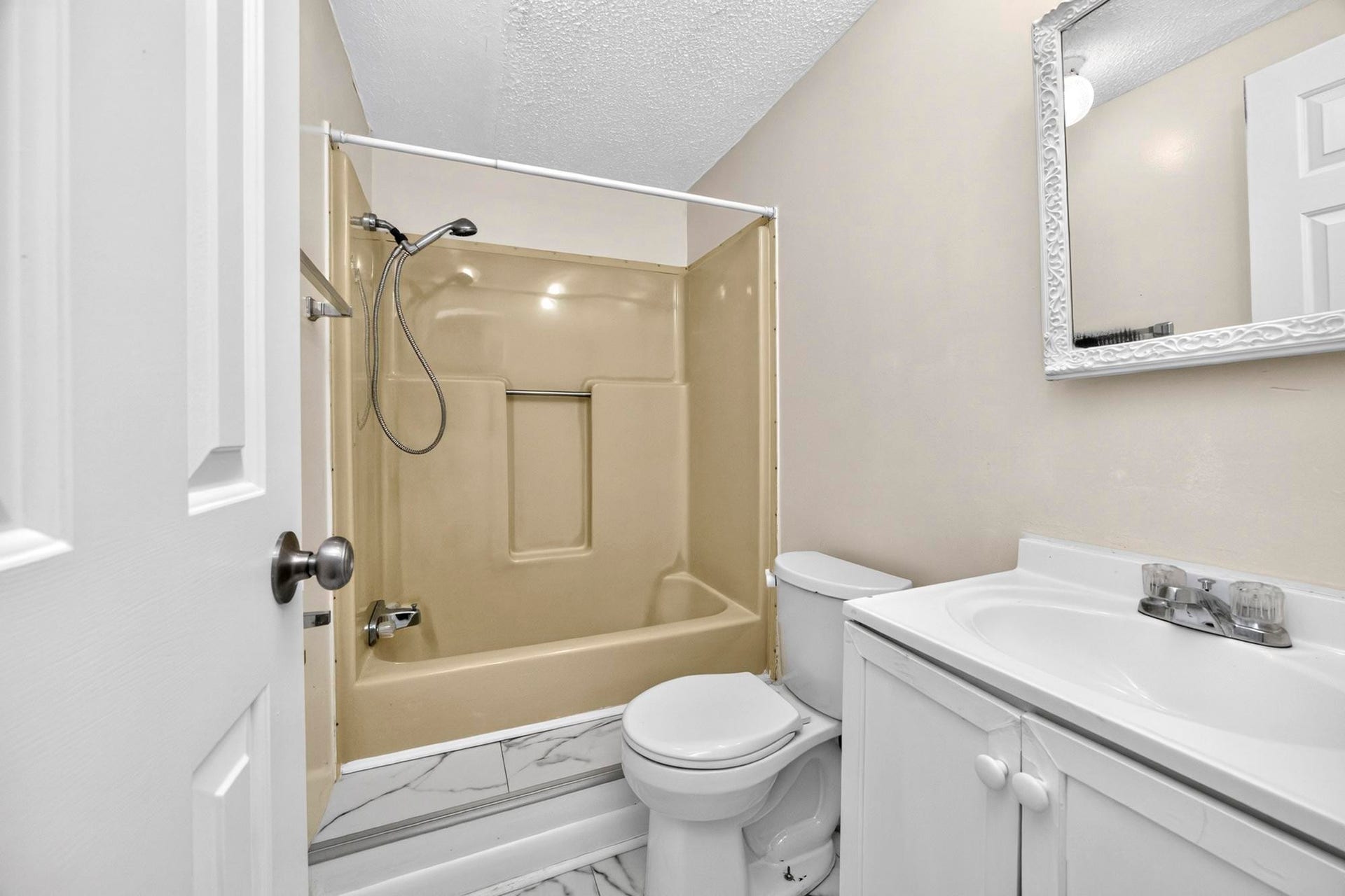 106 Timberline Ct, Nashville, TN 37207
