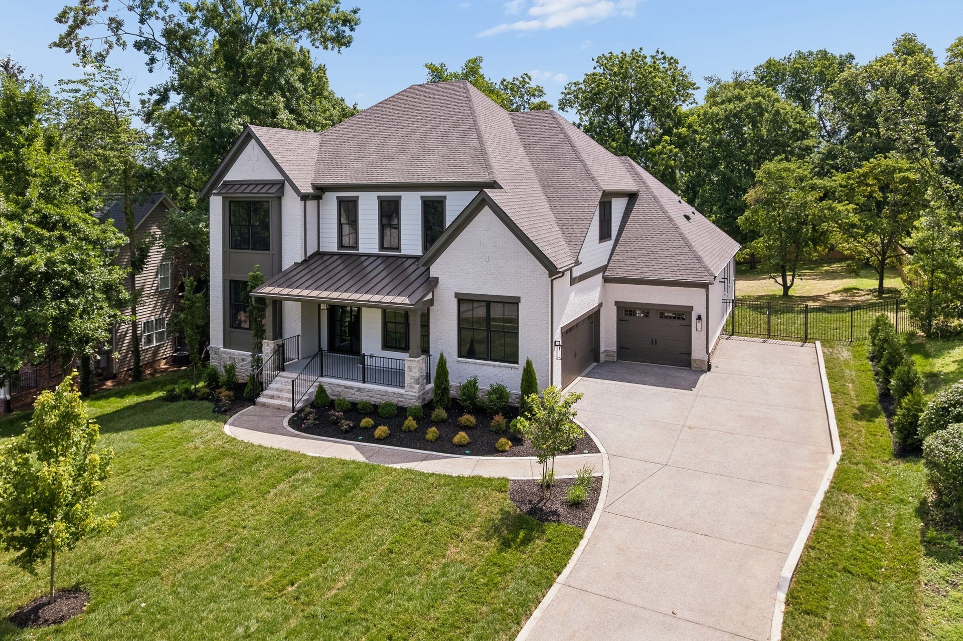 2808 White Oak Dr, Nashville, TN 37215 2808 White Oak Dr, Nashville, TN 37215